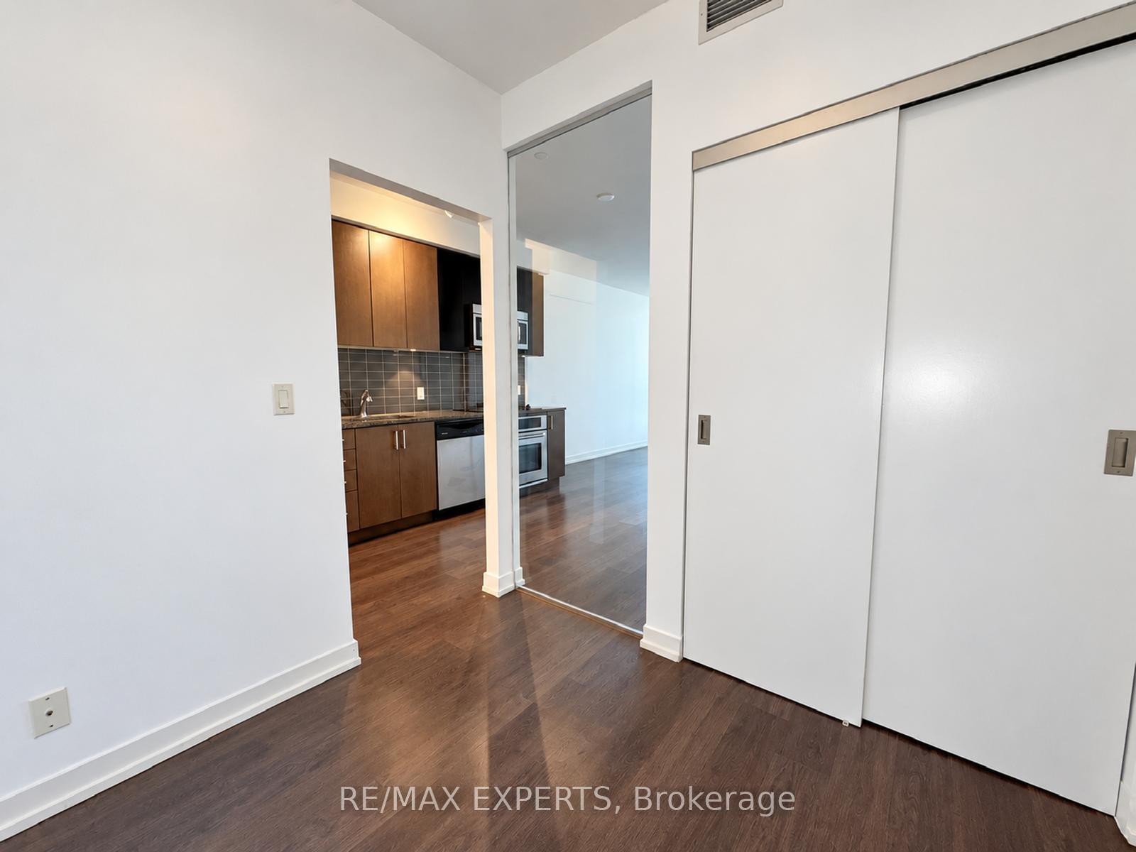 Photo 30 of Unit 721, 98 Lillian Street, Toronto, Mount Pleasant West — HOMEH