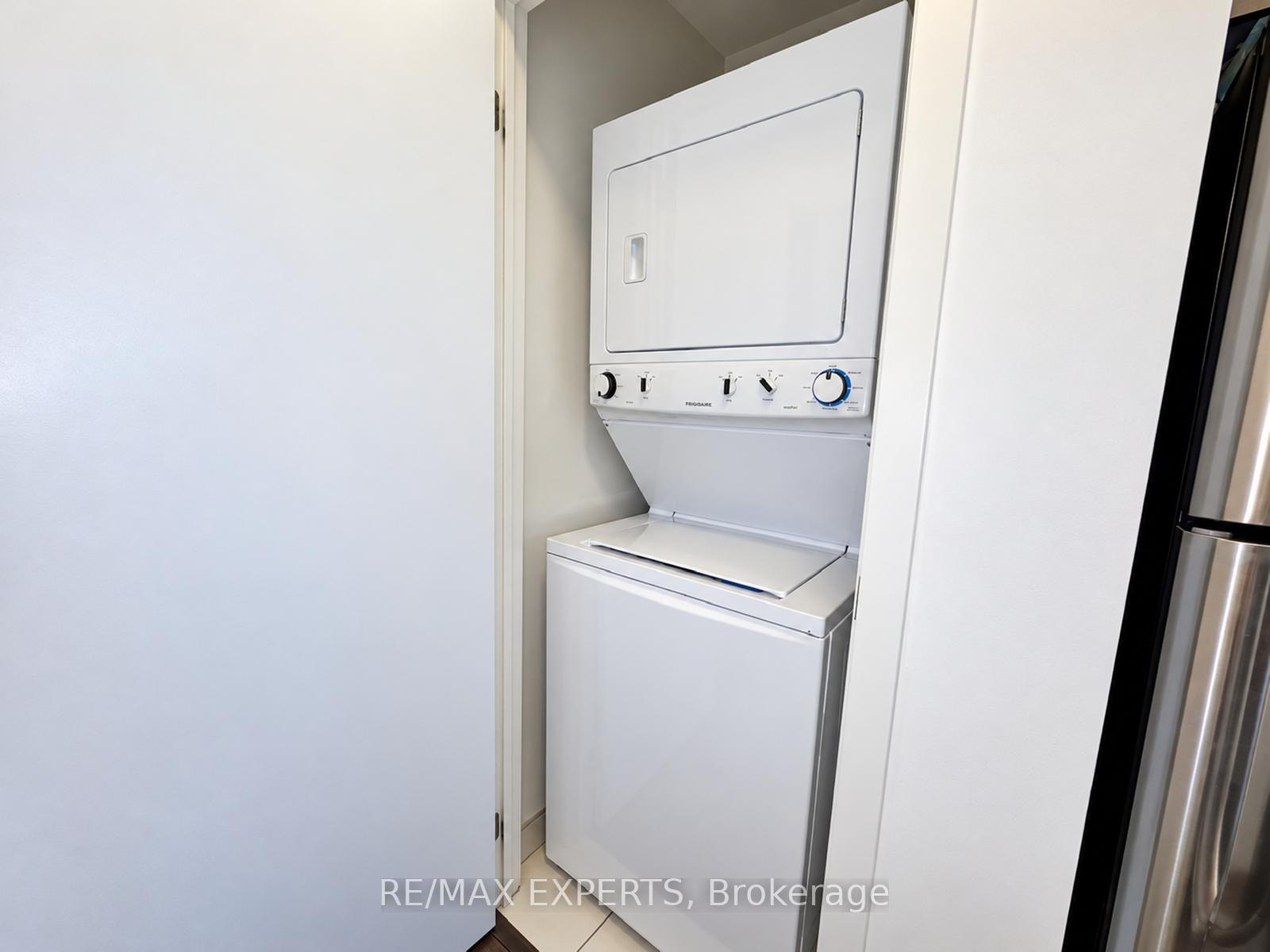 Photo 36 of Unit 721, 98 Lillian Street, Toronto, Mount Pleasant West — HOMEH
