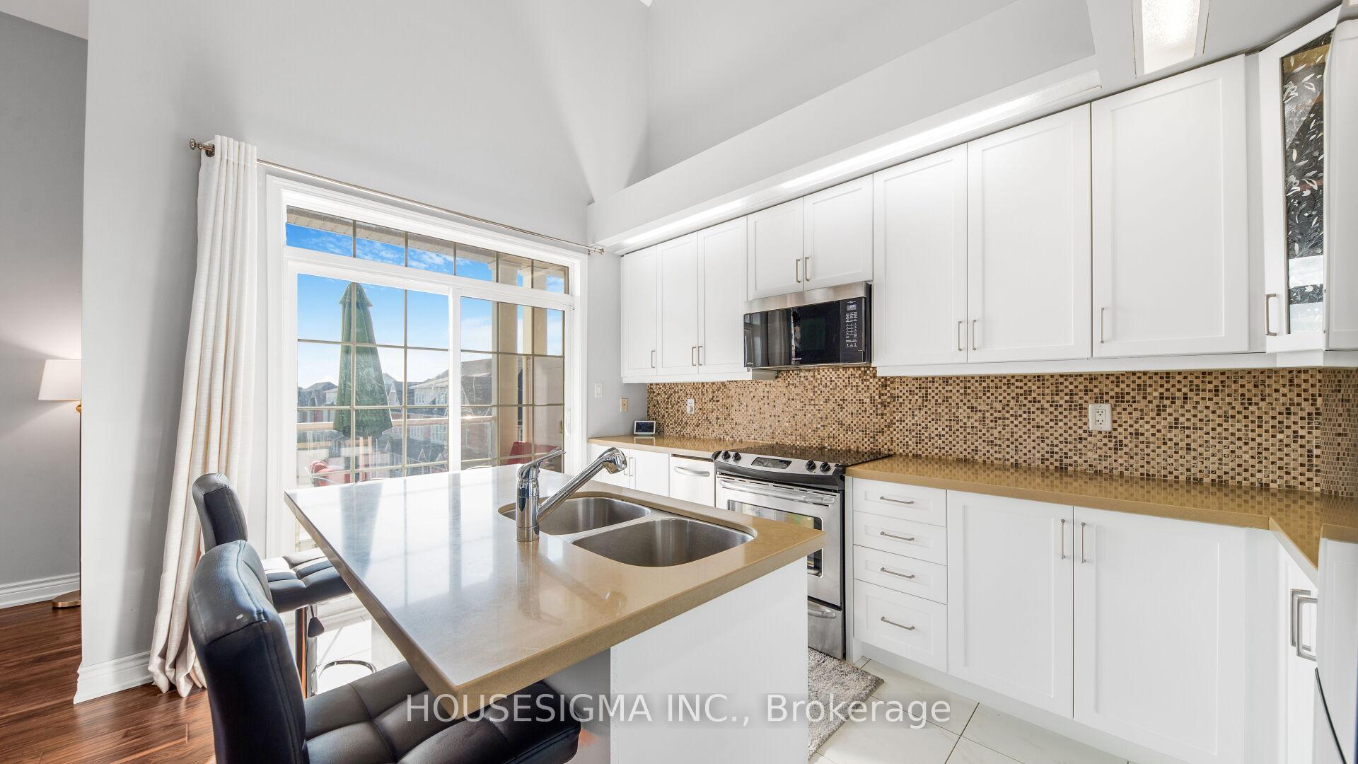 Photo 7 of 18 Lovegrove Lane, Ajax, Central — HOMEH