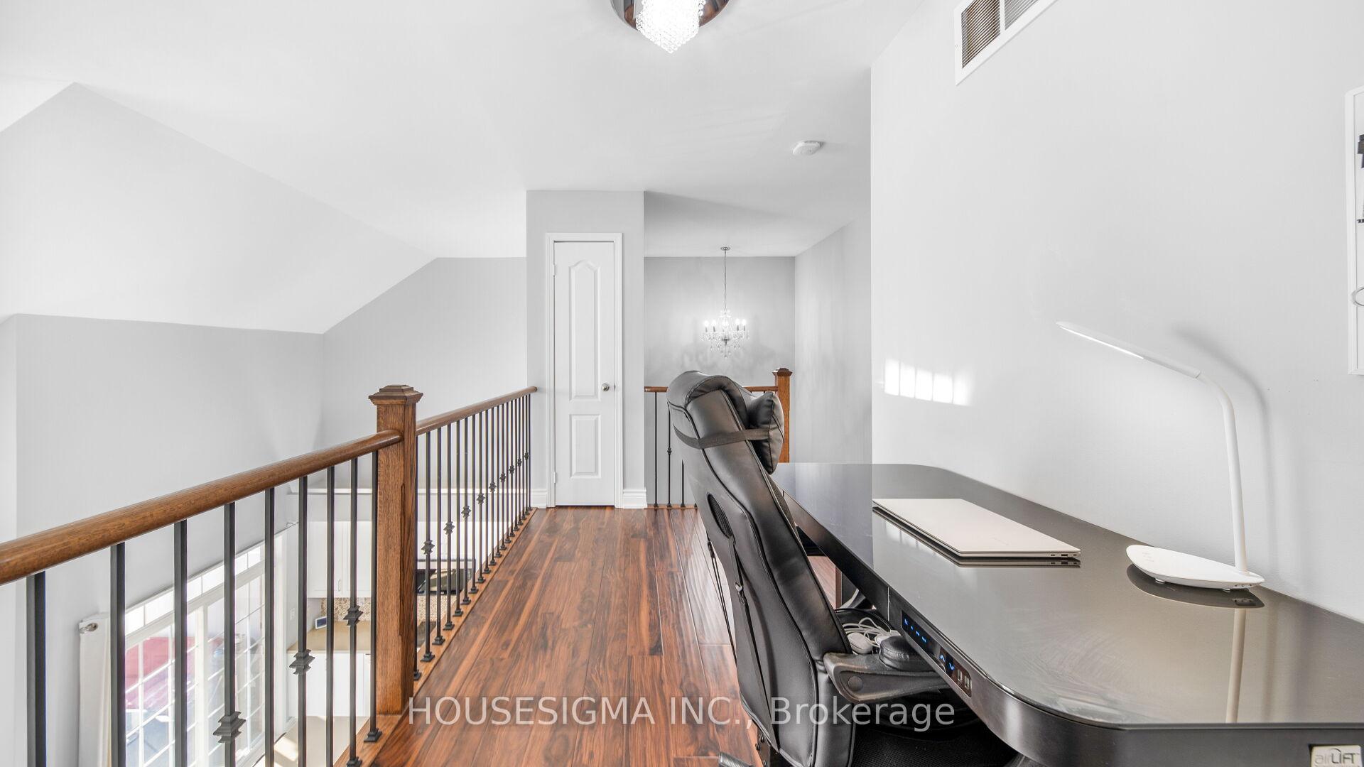 Photo 22 of 18 Lovegrove Lane, Ajax, Central — HOMEH