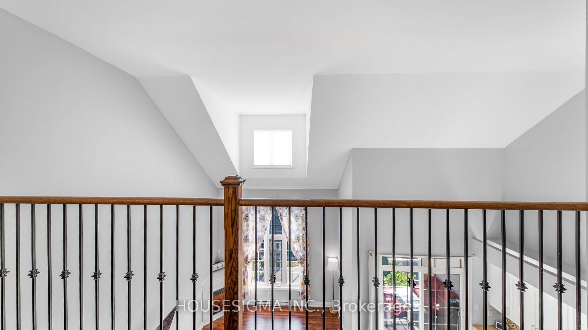 Photo 24 of 18 Lovegrove Lane, Ajax, Central — HOMEH