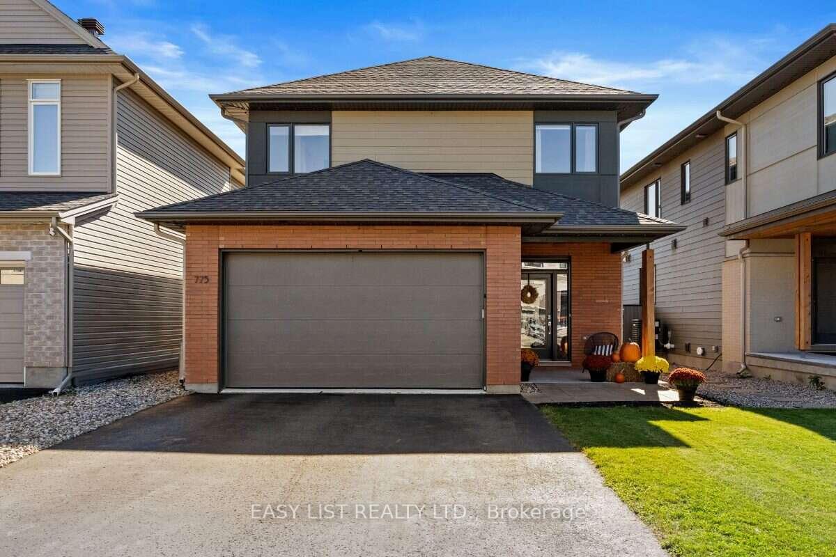 Photo of 775 Carnelian Crescent