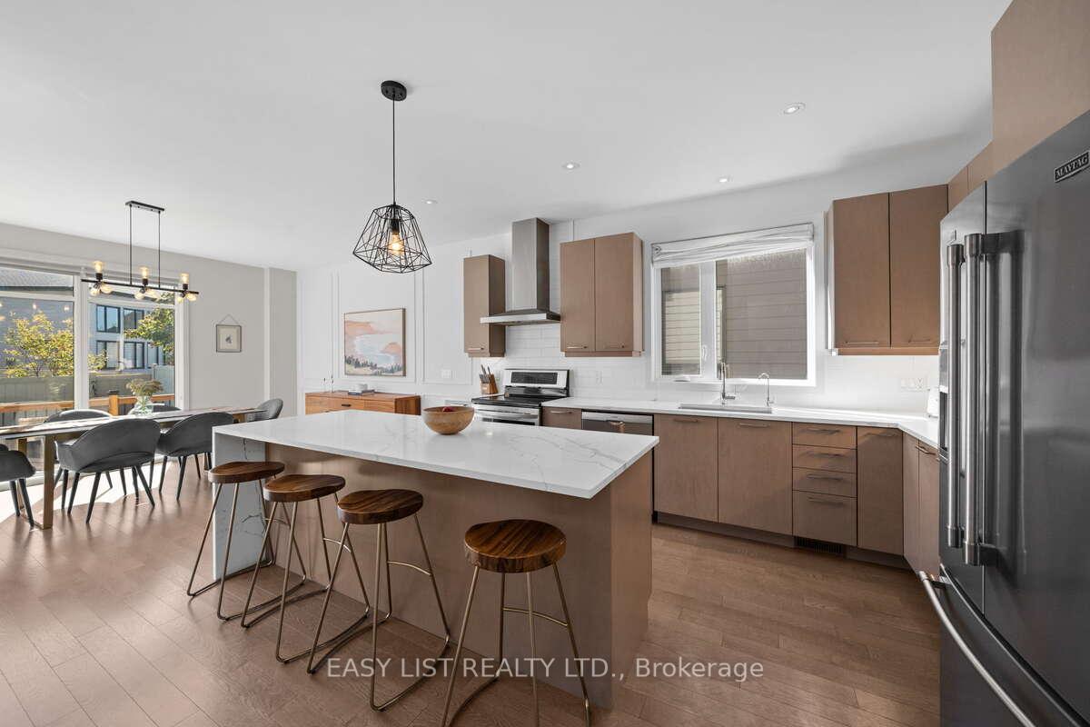 Photo 8 of 775 Carnelian Crescent, Ottawa, Riverside South/Gloucester Glen — HOMEH