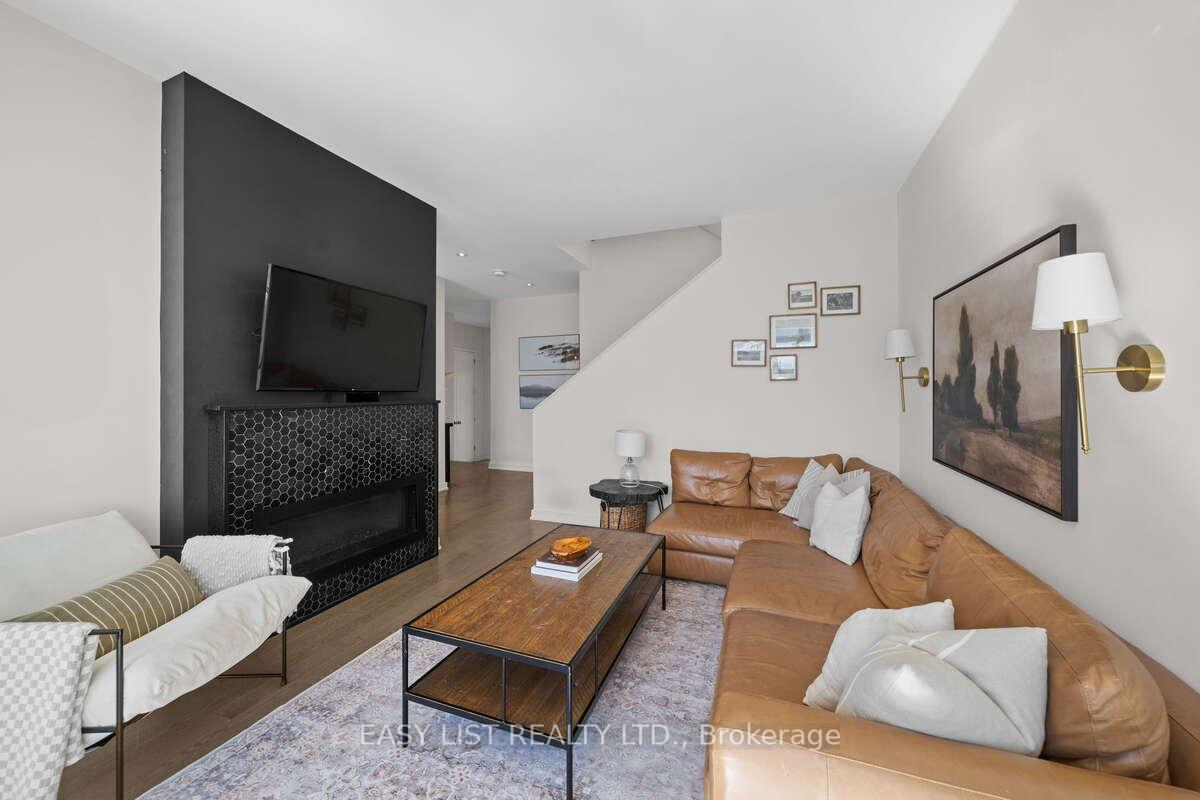 Photo 17 of 775 Carnelian Crescent, Ottawa, Riverside South/Gloucester Glen — HOMEH