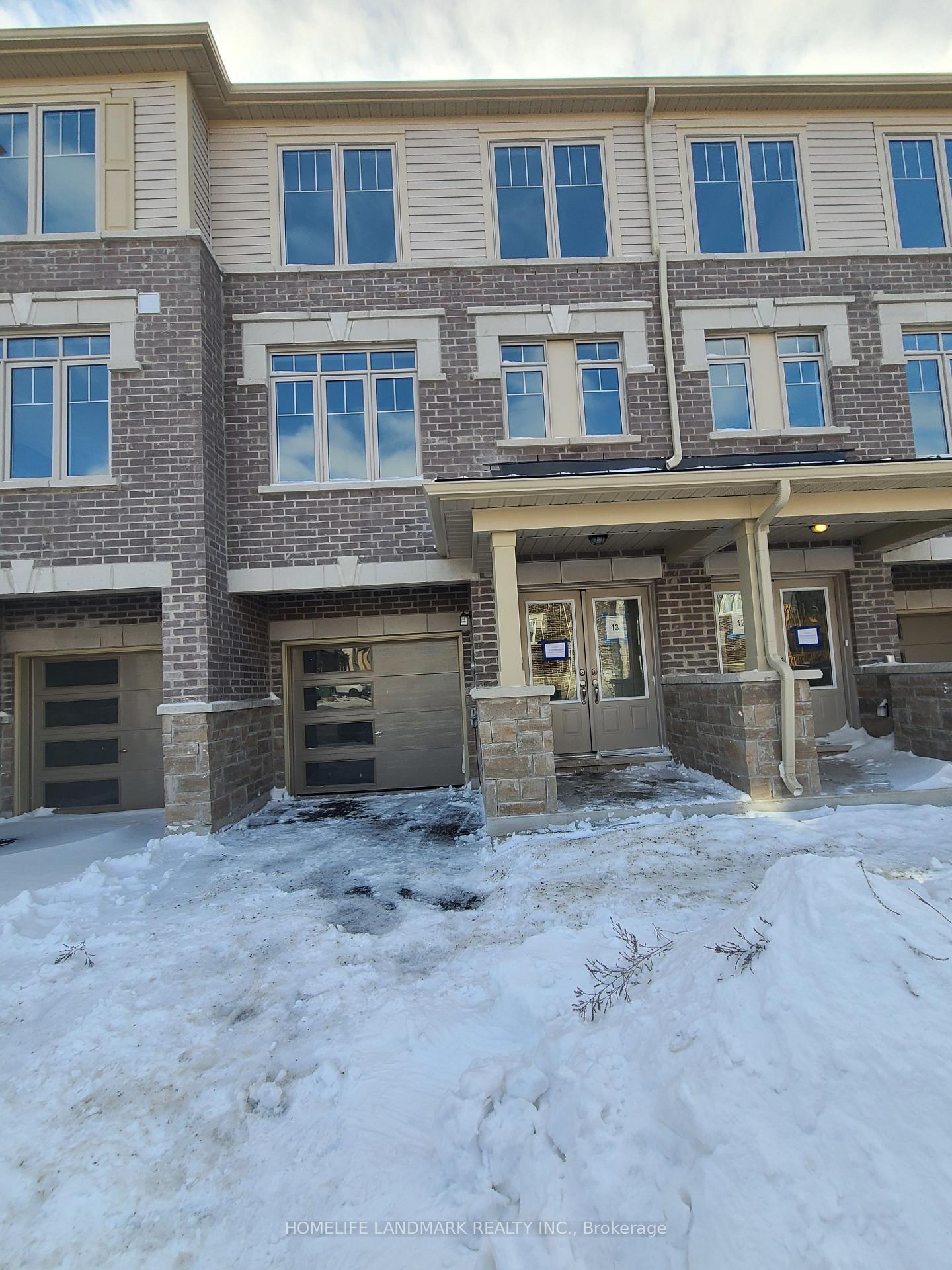 Photo 2 of 51 Bavin Street, Clarington, Bowmanville — HOMEH