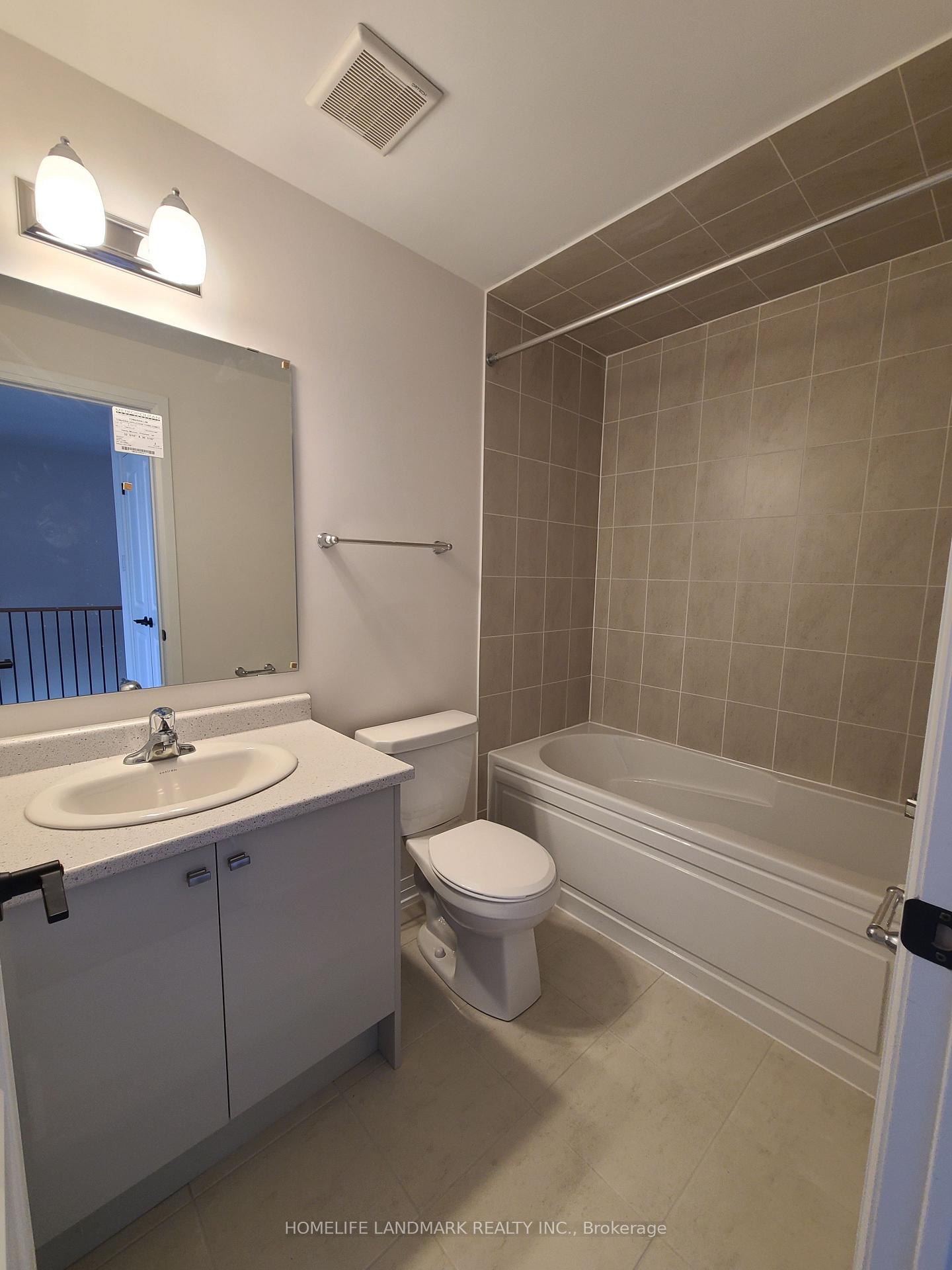 Photo 7 of 51 Bavin Street, Clarington, Bowmanville — HOMEH