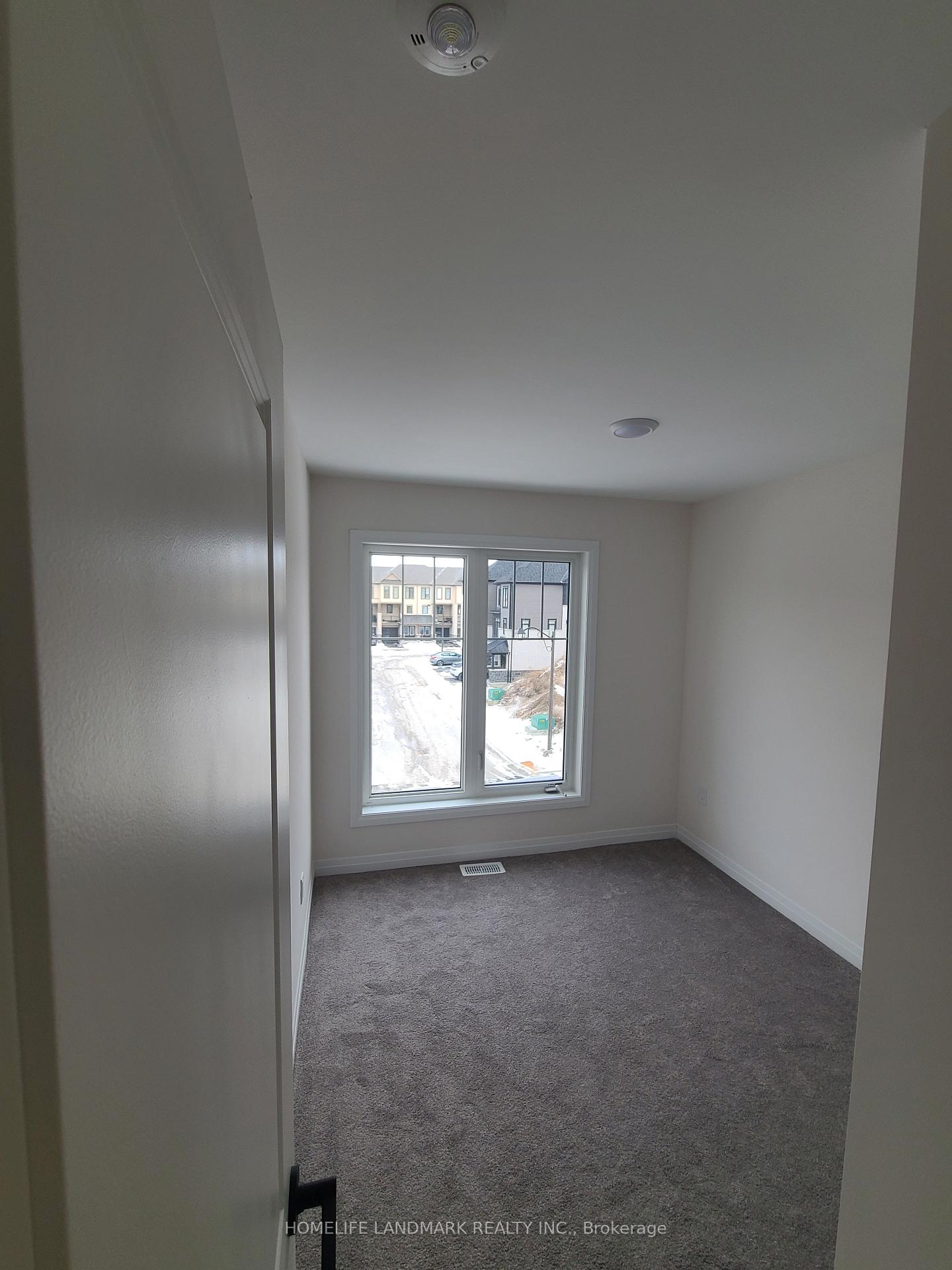 Photo 23 of 51 Bavin Street, Clarington, Bowmanville — HOMEH