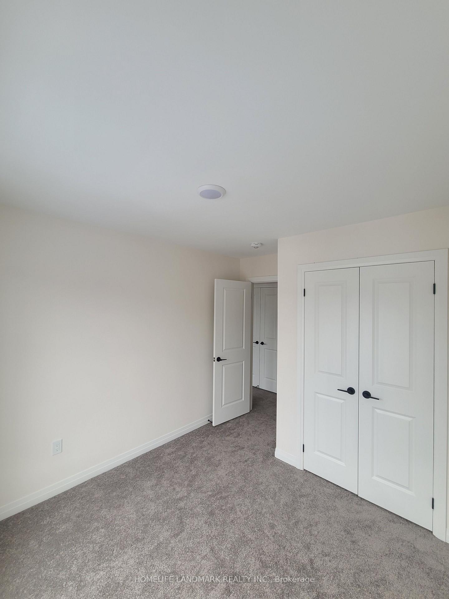 Photo 5 of 51 Bavin Street, Clarington, Bowmanville — HOMEH