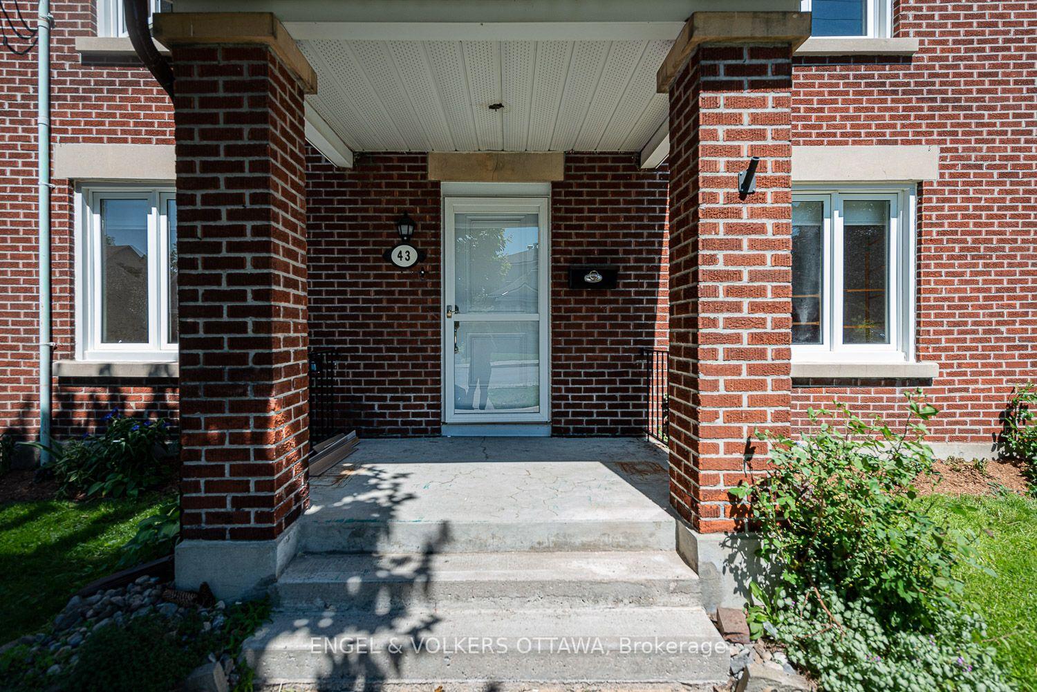 Photo 3 of Unit 2, 43A Clarendon Avenue, Ottawa, Ottawa West — HOMEH
