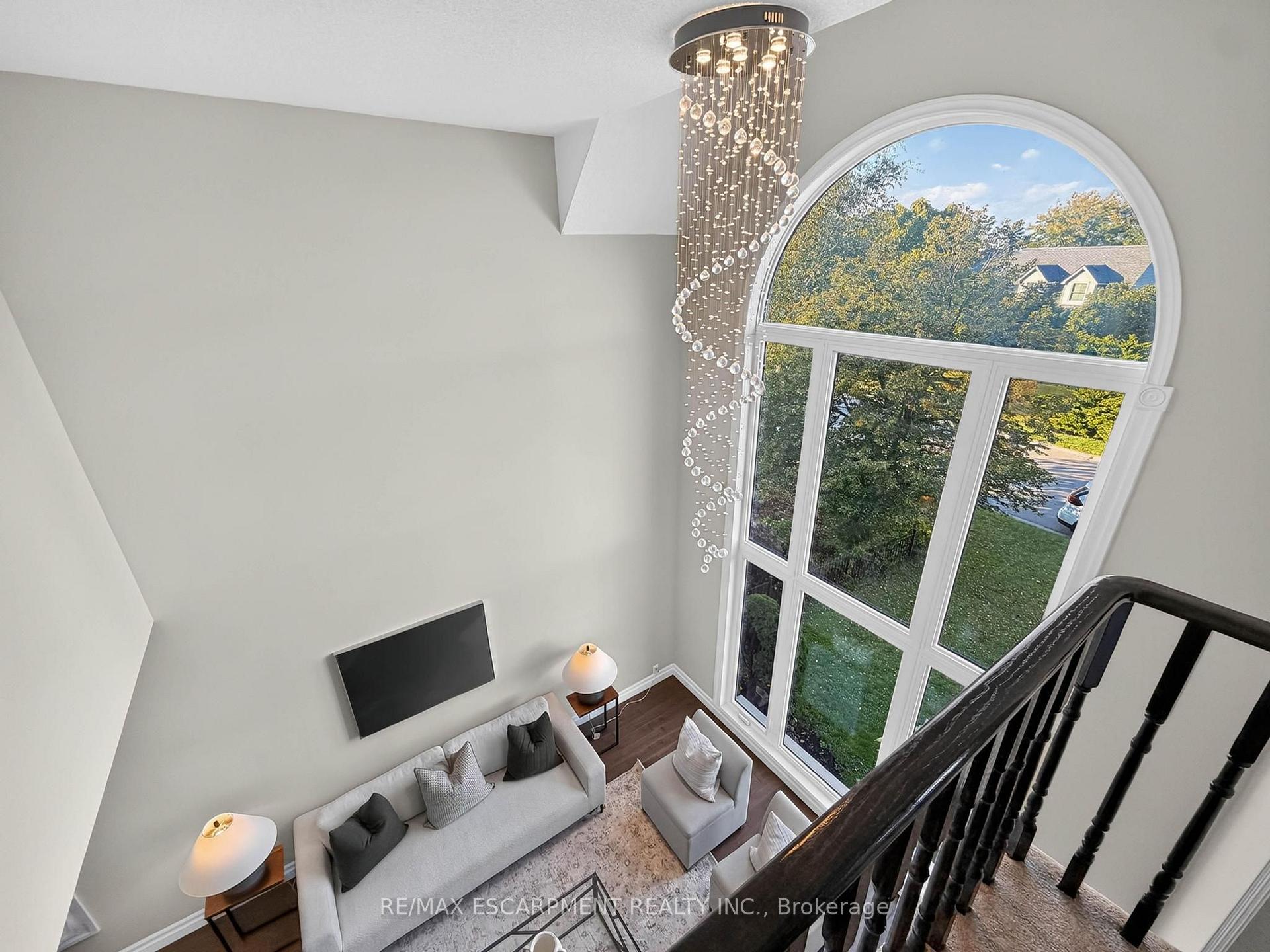 Photo 22 of 12 Sundrop Court, Hamilton, Iroquoia Heights — HOMEH