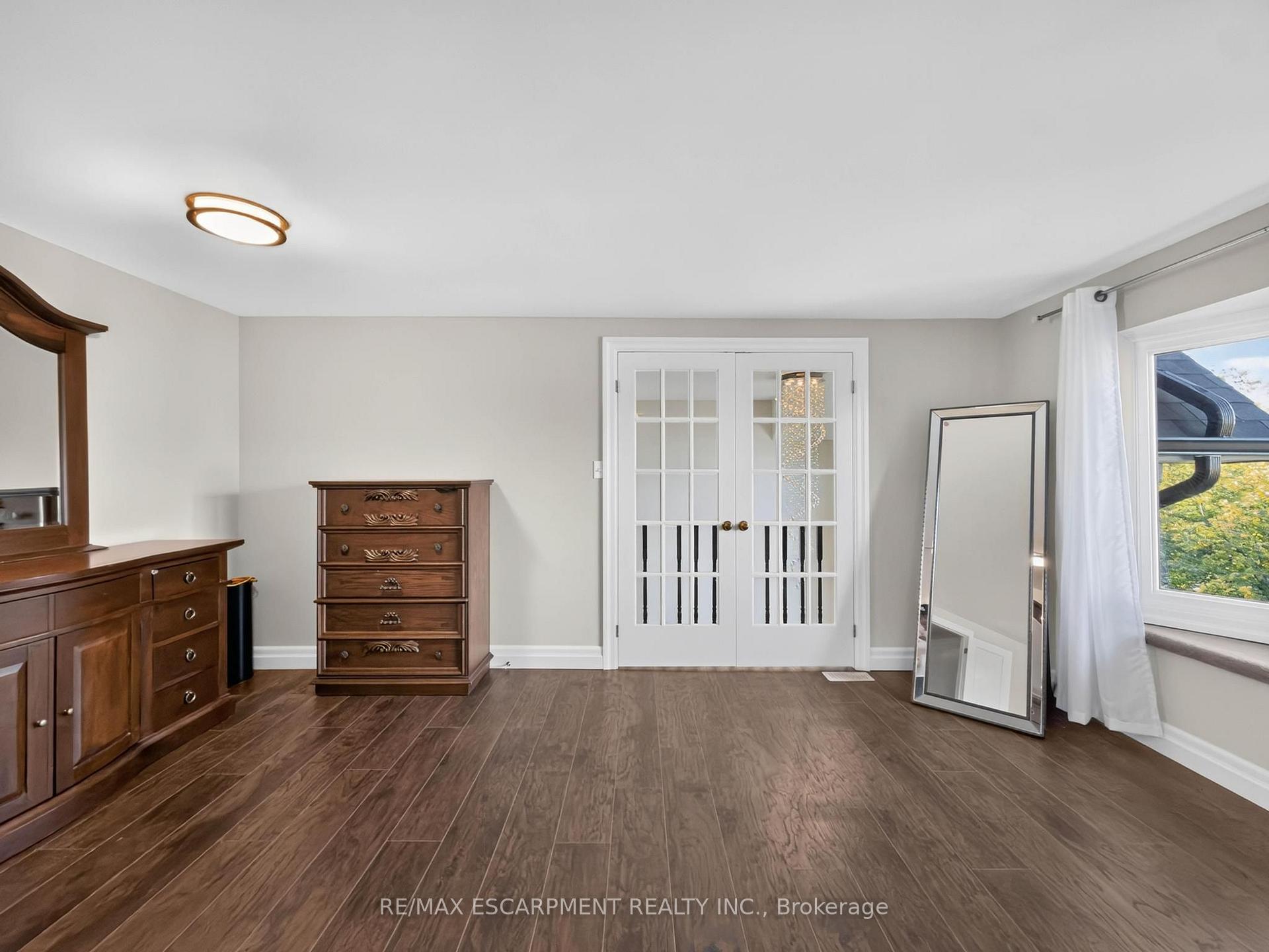 Photo 25 of 12 Sundrop Court, Hamilton, Iroquoia Heights — HOMEH