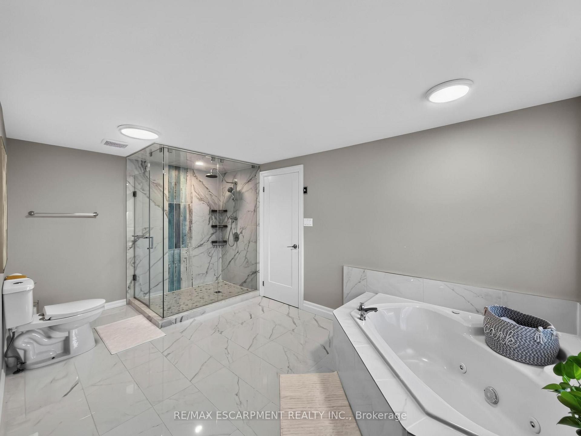 Photo 26 of 12 Sundrop Court, Hamilton, Iroquoia Heights — HOMEH