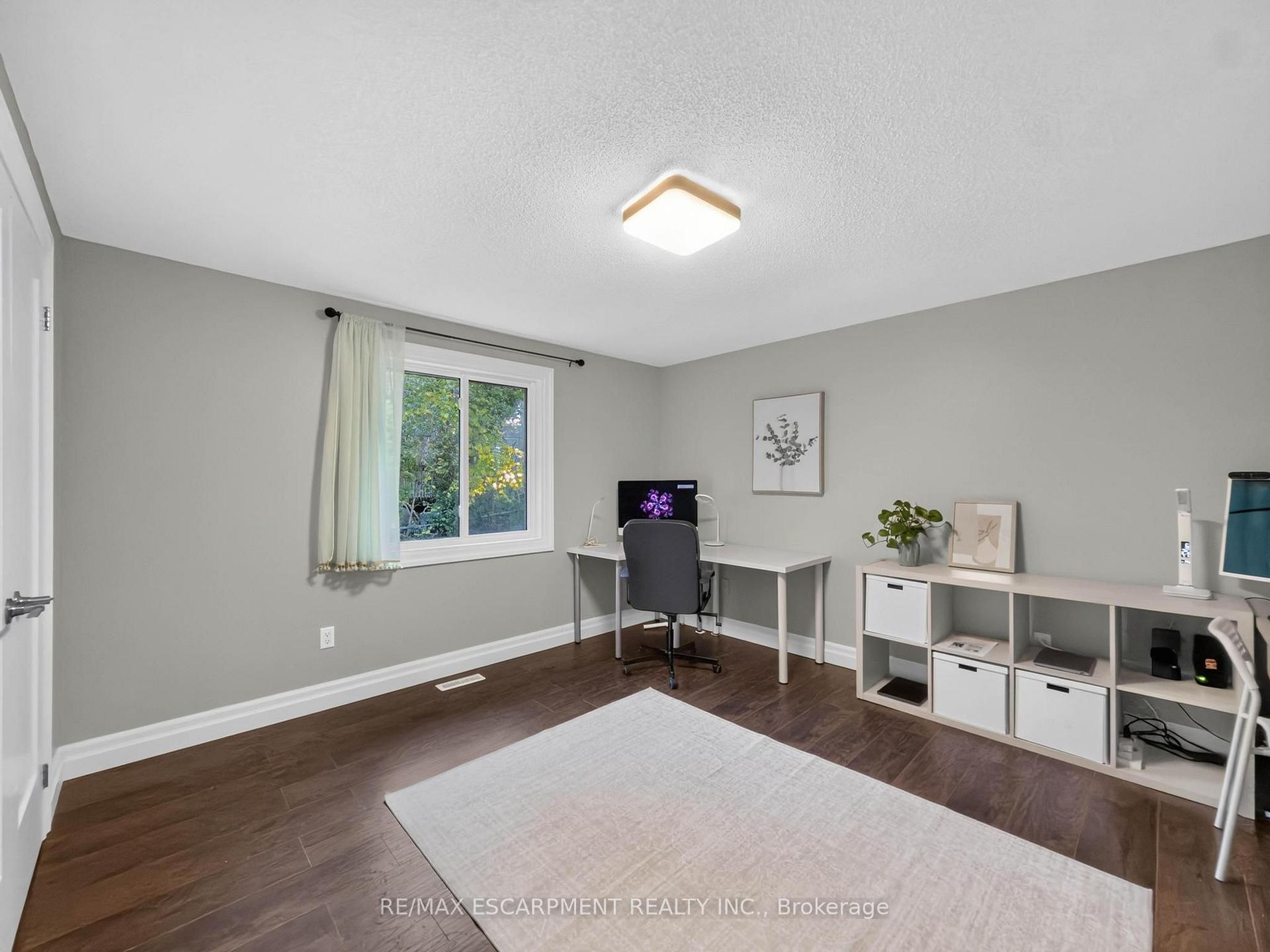 Photo 32 of 12 Sundrop Court, Hamilton, Iroquoia Heights — HOMEH