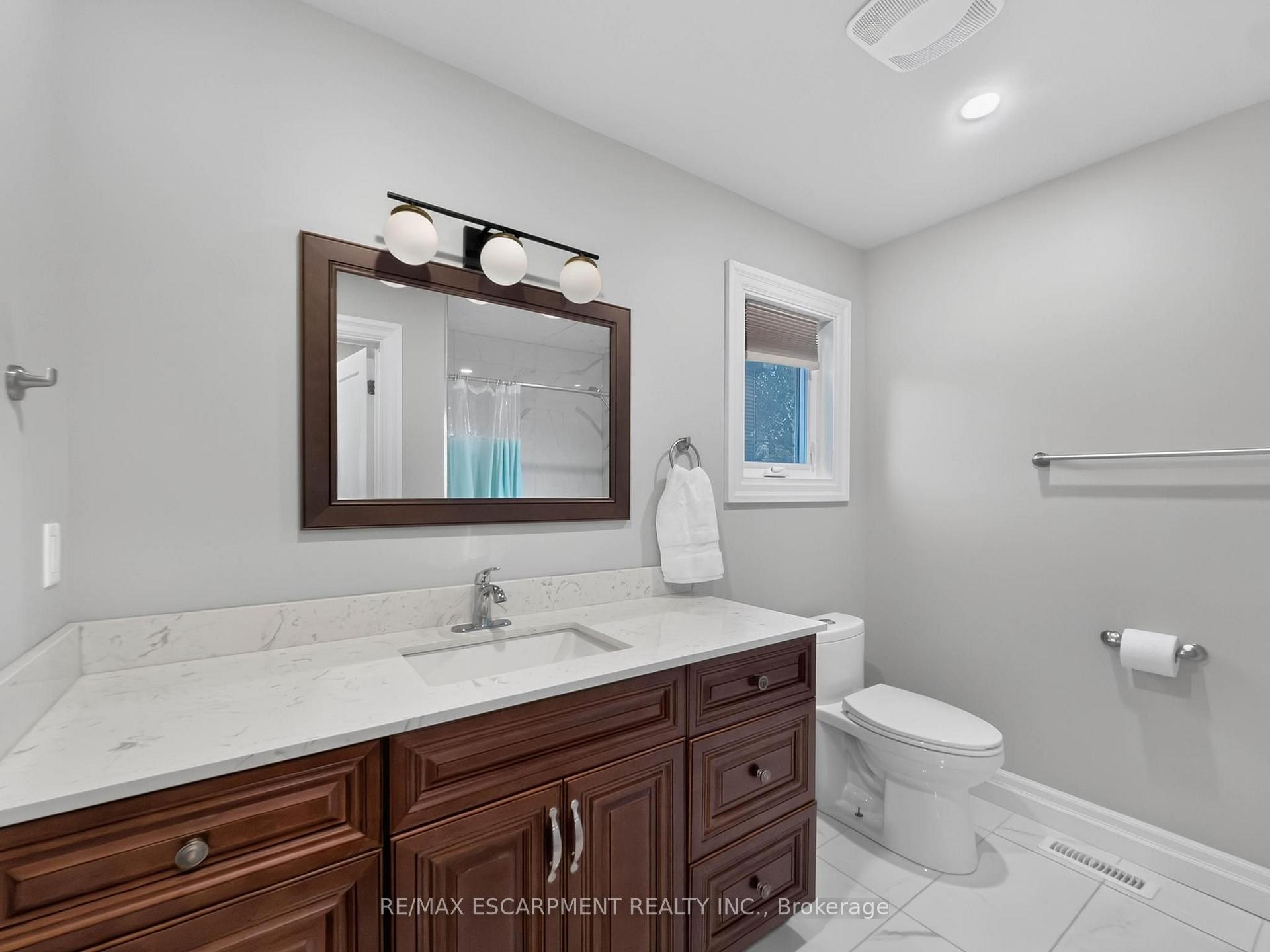 Photo 33 of 12 Sundrop Court, Hamilton, Iroquoia Heights — HOMEH