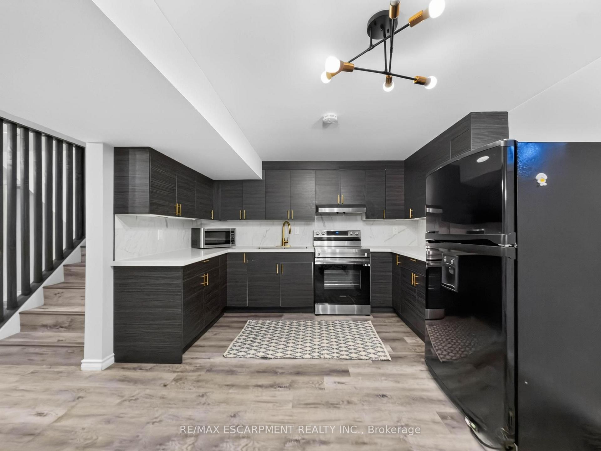 Photo 37 of 12 Sundrop Court, Hamilton, Iroquoia Heights — HOMEH