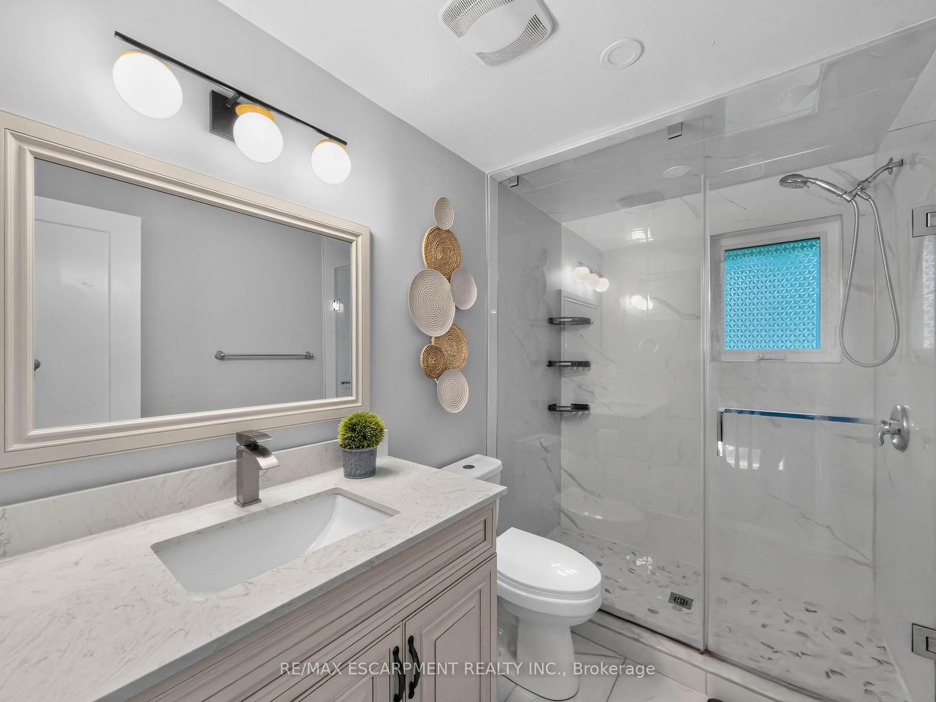 Photo 44 of 12 Sundrop Court, Hamilton, Iroquoia Heights — HOMEH