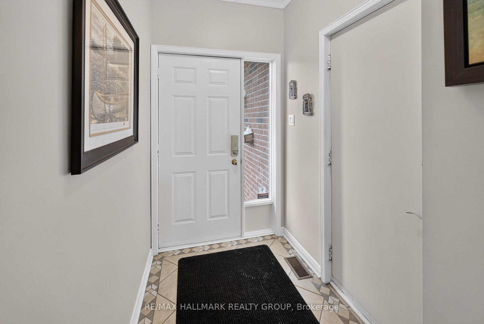 Photo 3 of 684 Mathieu Way, Ottawa, Fallingbrook/Pineridge — HOMEH