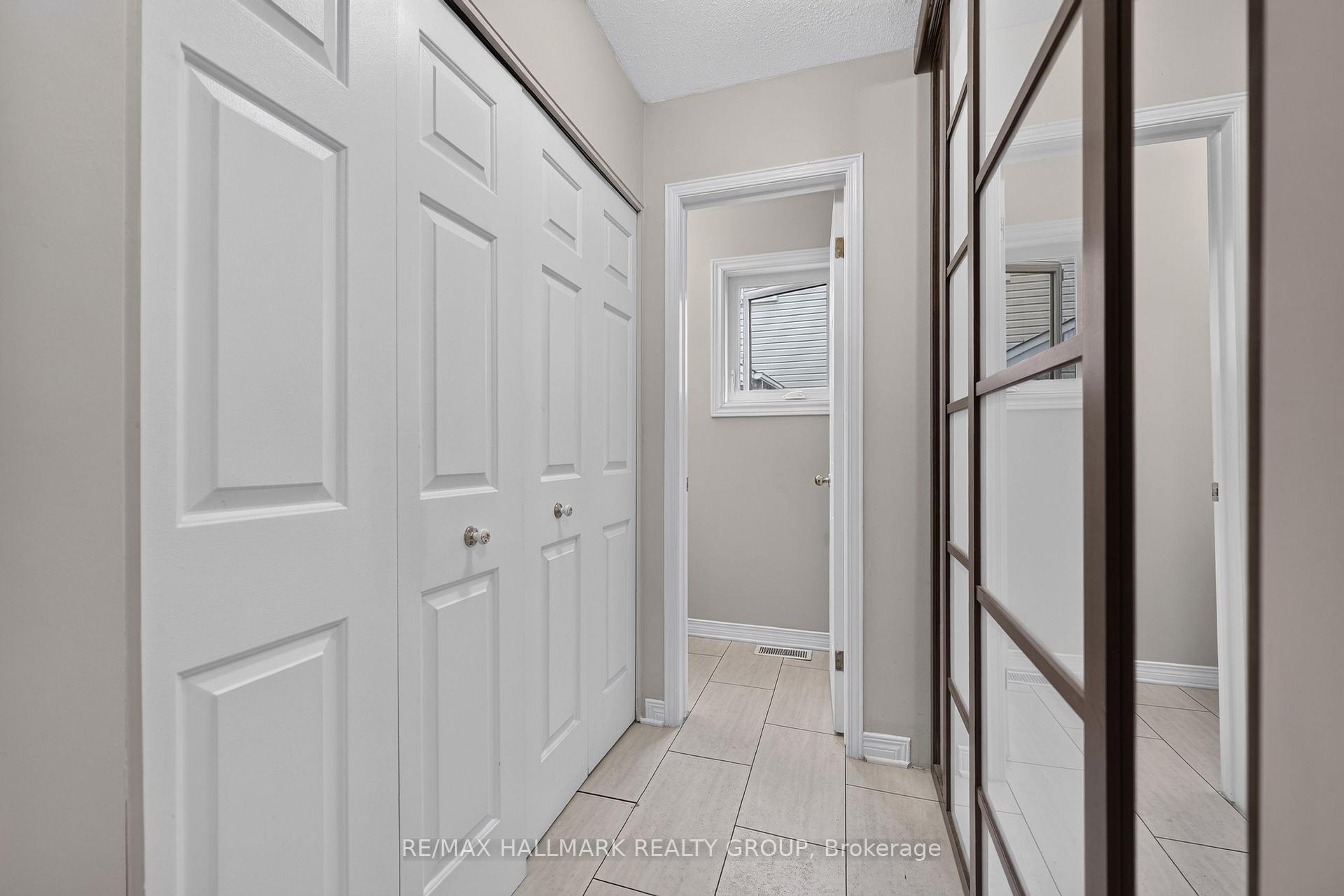 Photo 4 of 684 Mathieu Way, Ottawa, Fallingbrook/Pineridge — HOMEH