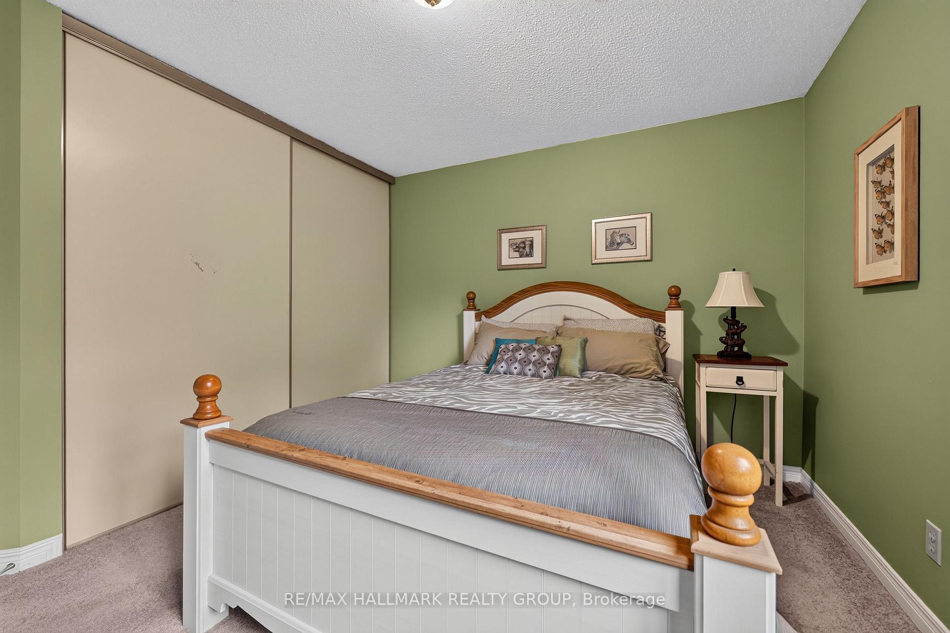 Photo 30 of 684 Mathieu Way, Ottawa, Fallingbrook/Pineridge — HOMEH
