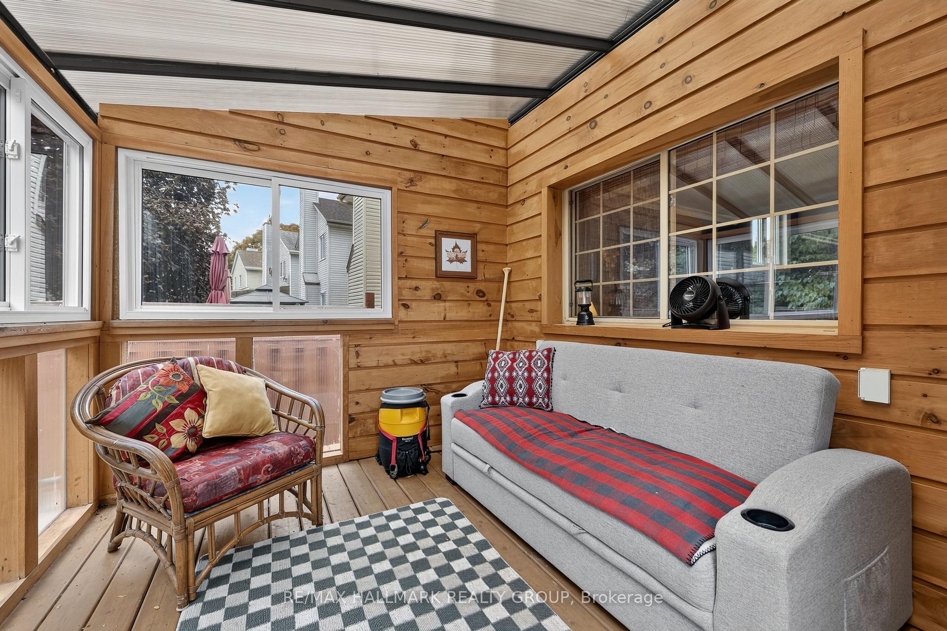 Photo 38 of 684 Mathieu Way, Ottawa, Fallingbrook/Pineridge — HOMEH