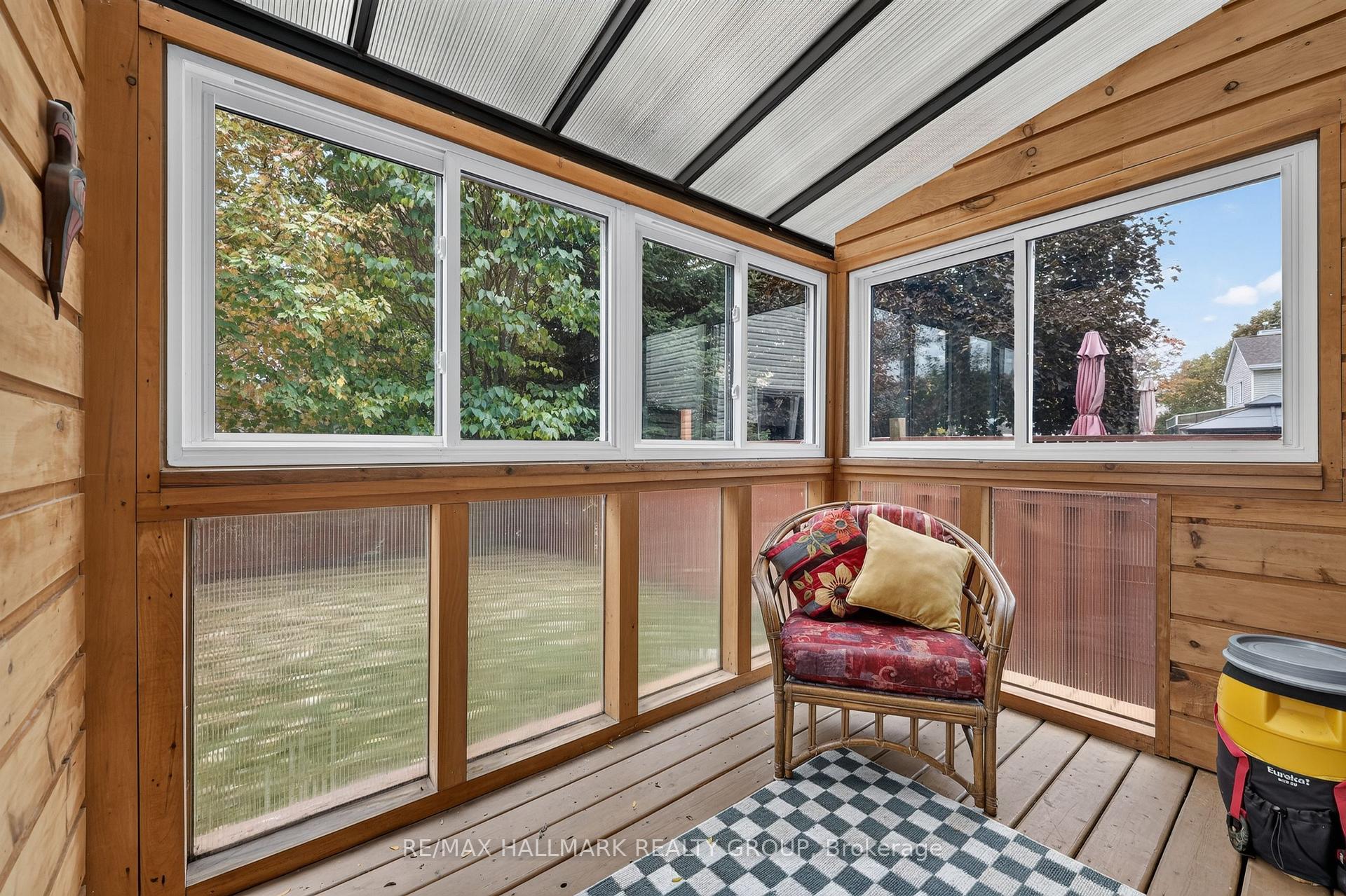 Photo 39 of 684 Mathieu Way, Ottawa, Fallingbrook/Pineridge — HOMEH