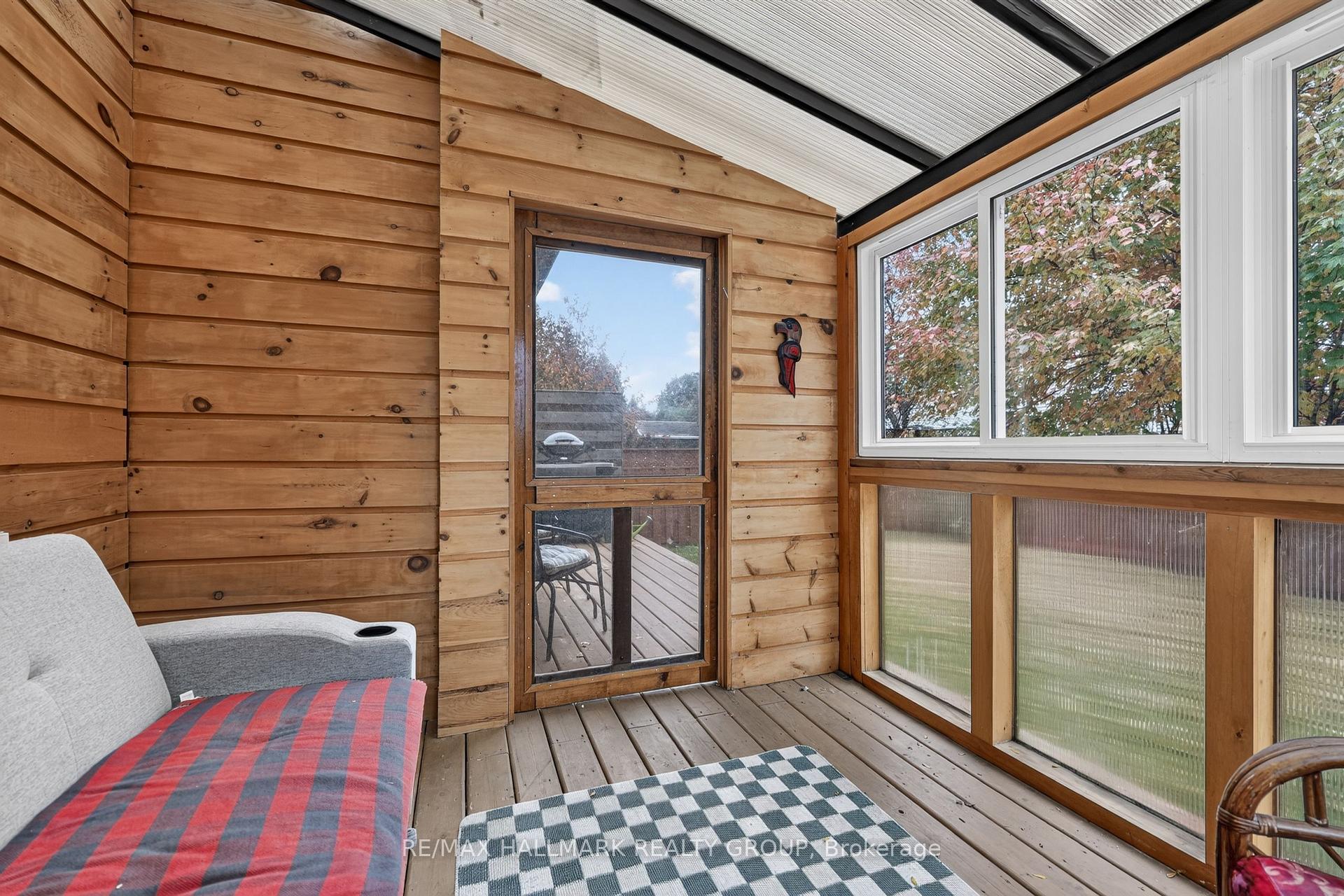 Photo 40 of 684 Mathieu Way, Ottawa, Fallingbrook/Pineridge — HOMEH