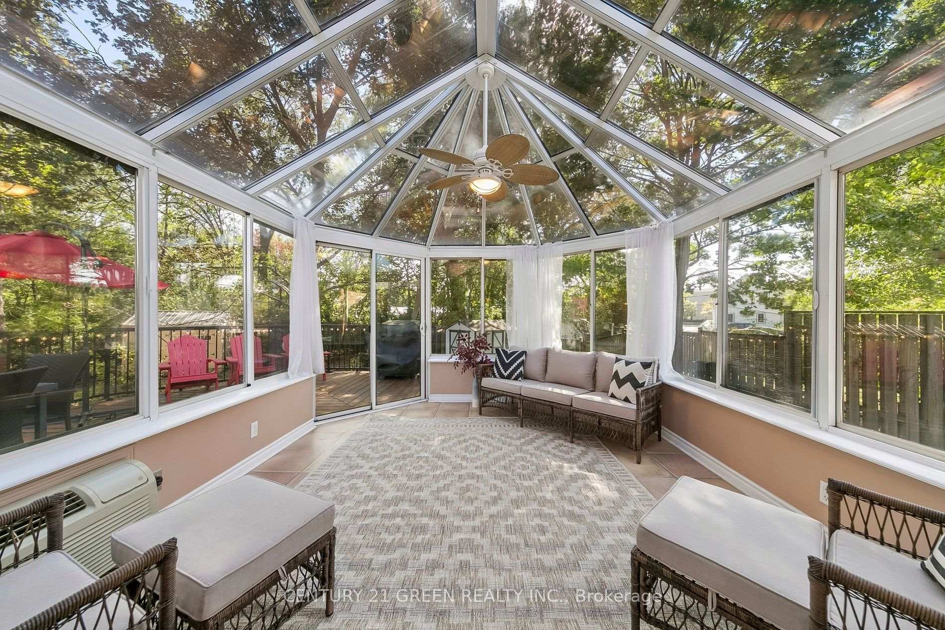 Photo 19 of 2024 Grovetree Lane, Burlington, Brant — HOMEH