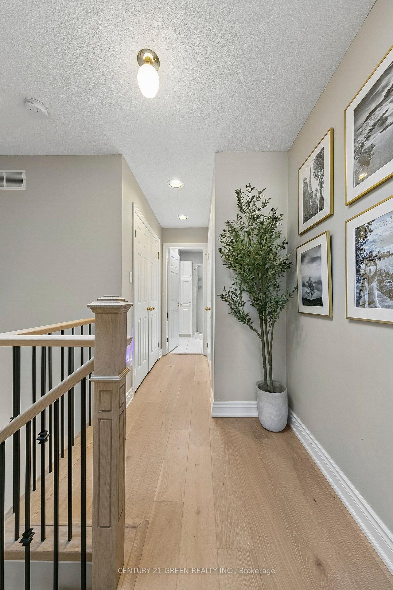 Photo 22 of 2024 Grovetree Lane, Burlington, Brant — HOMEH