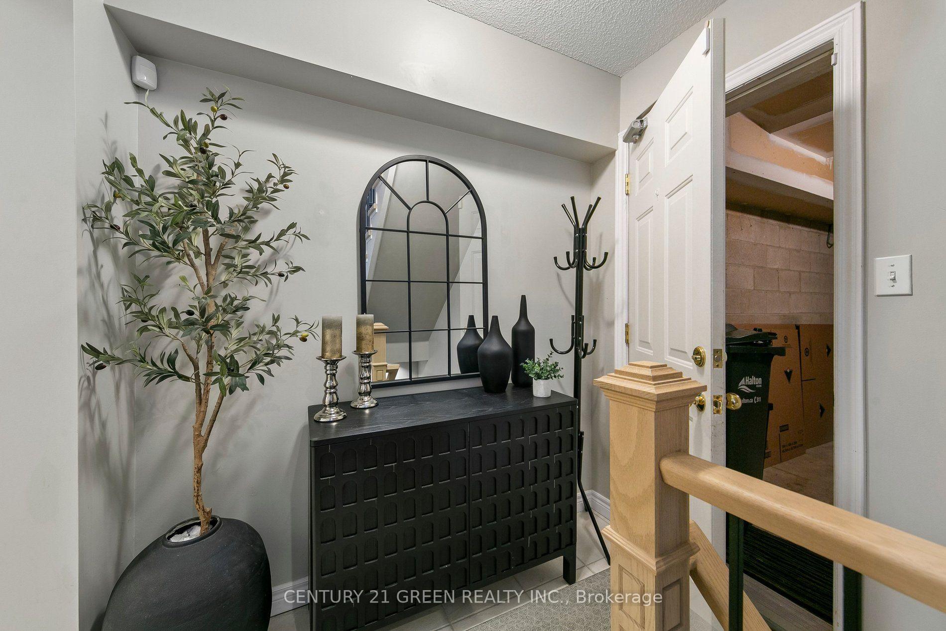 Photo 29 of 2024 Grovetree Lane, Burlington, Brant — HOMEH