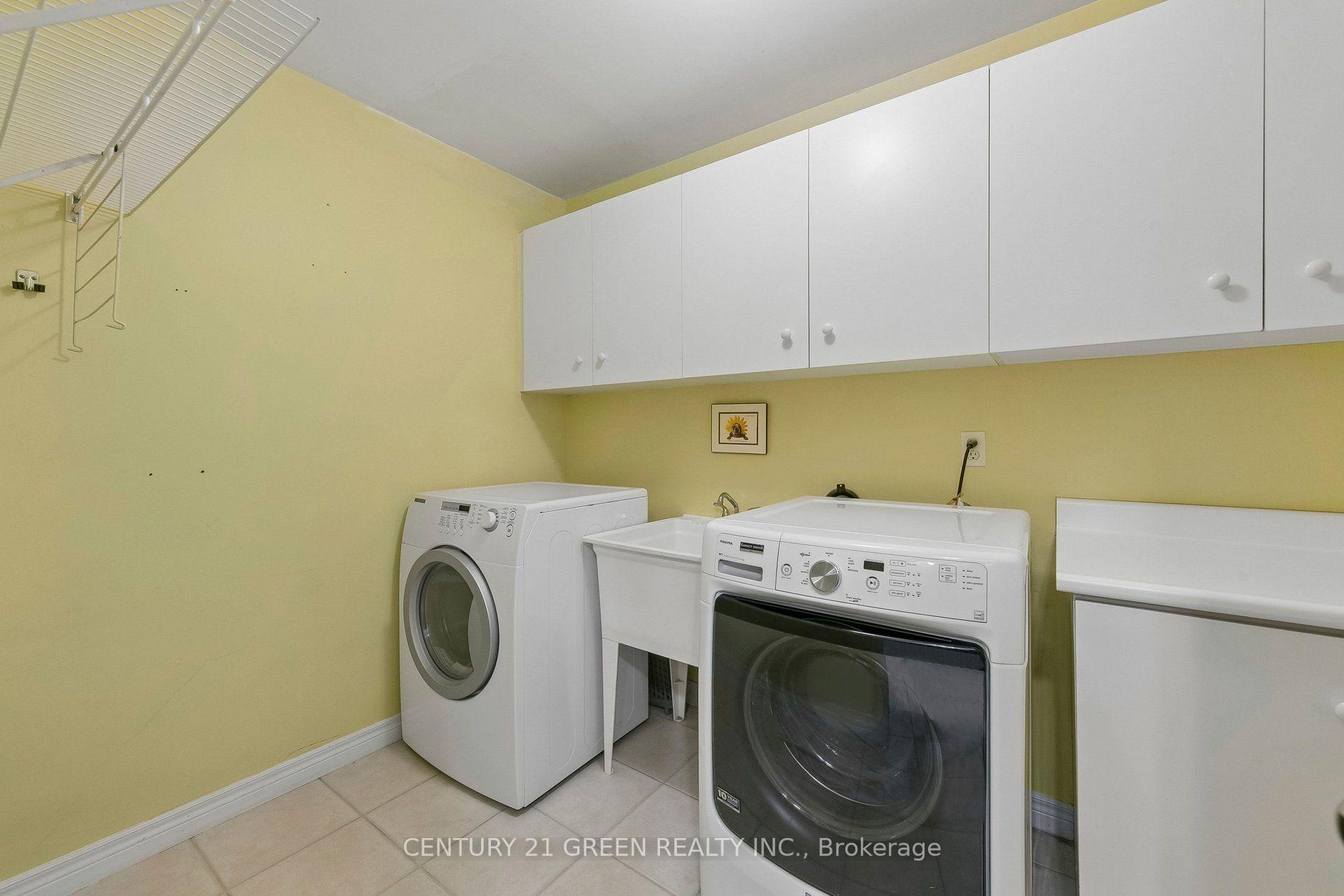 Photo 33 of 2024 Grovetree Lane, Burlington, Brant — HOMEH