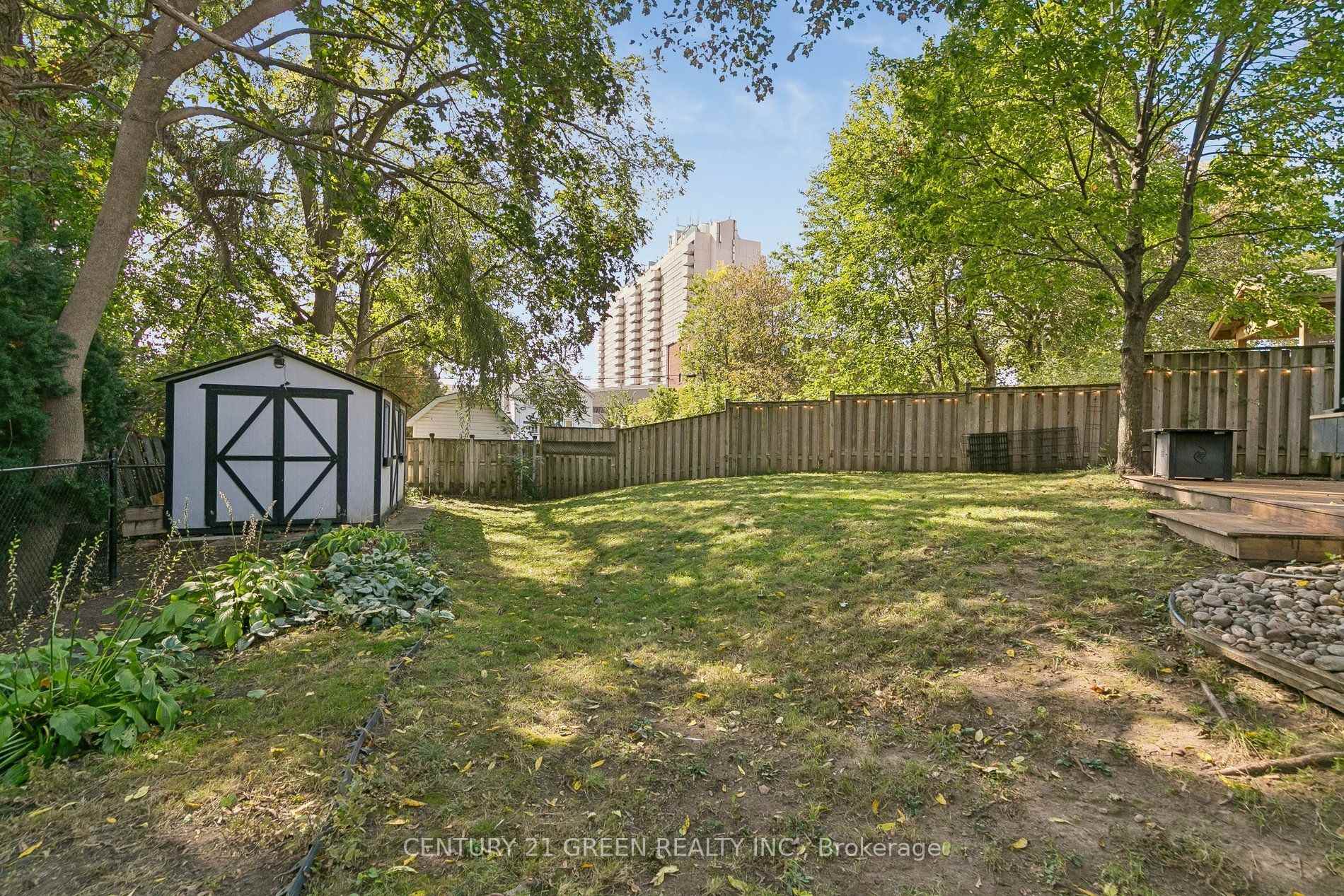 Photo 43 of 2024 Grovetree Lane, Burlington, Brant — HOMEH