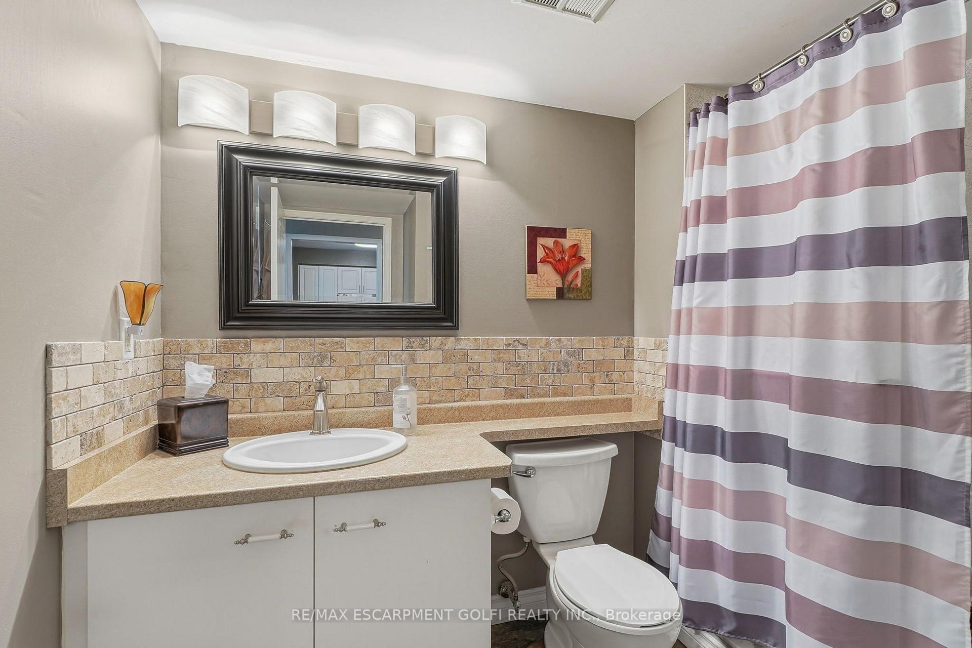 Photo 23 of Unit 1406, 1276 Maple Crossing Boulevard, Burlington, Roseland — HOMEH