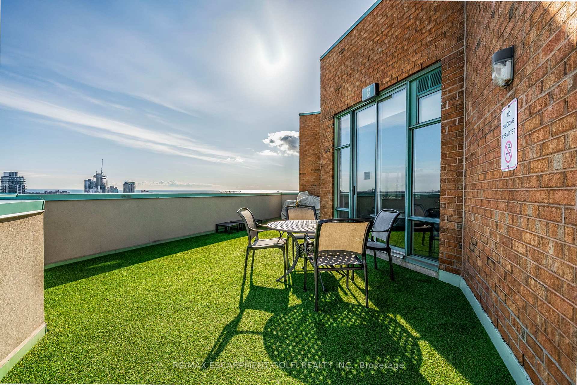 Photo 29 of Unit 1406, 1276 Maple Crossing Boulevard, Burlington, Roseland — HOMEH