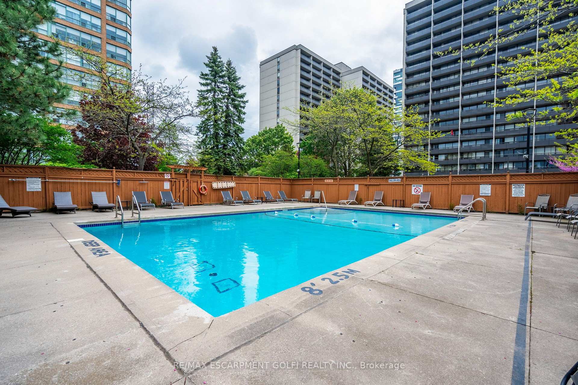 Photo 31 of Unit 1406, 1276 Maple Crossing Boulevard, Burlington, Roseland — HOMEH