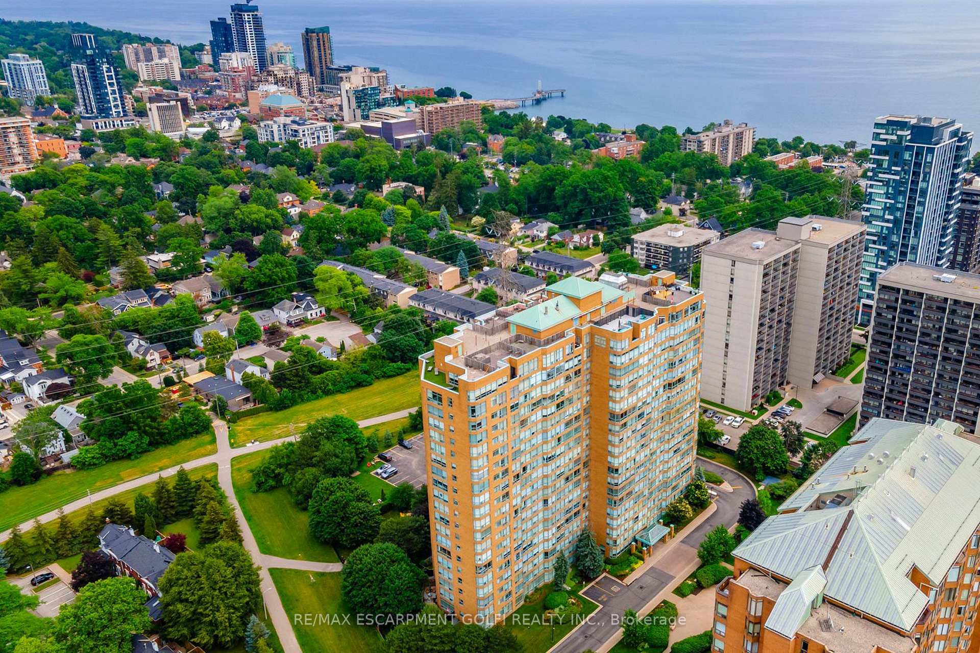 Photo 34 of Unit 1406, 1276 Maple Crossing Boulevard, Burlington, Roseland — HOMEH