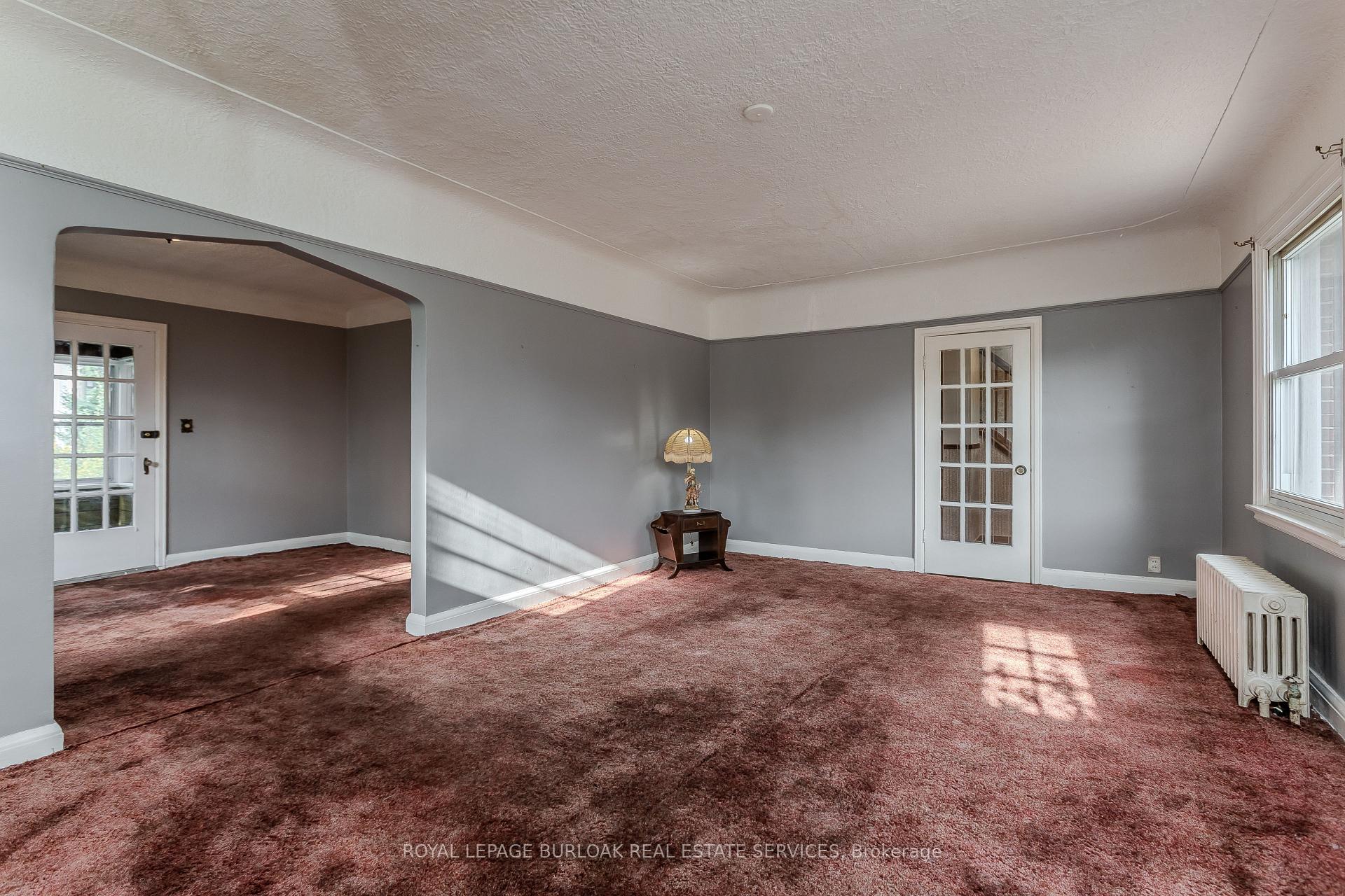 Photo 10 of 2104 Emerald Crescent, Burlington, Brant — HOMEH