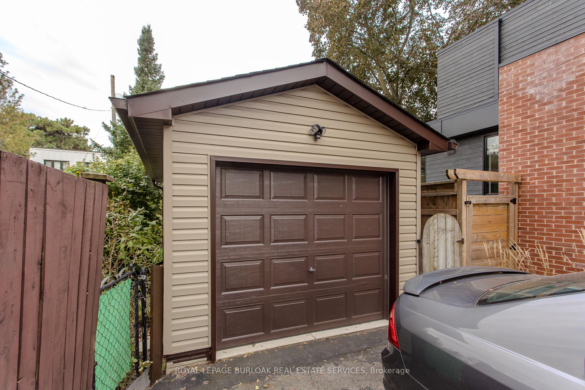 Photo 29 of 2104 Emerald Crescent, Burlington, Brant — HOMEH