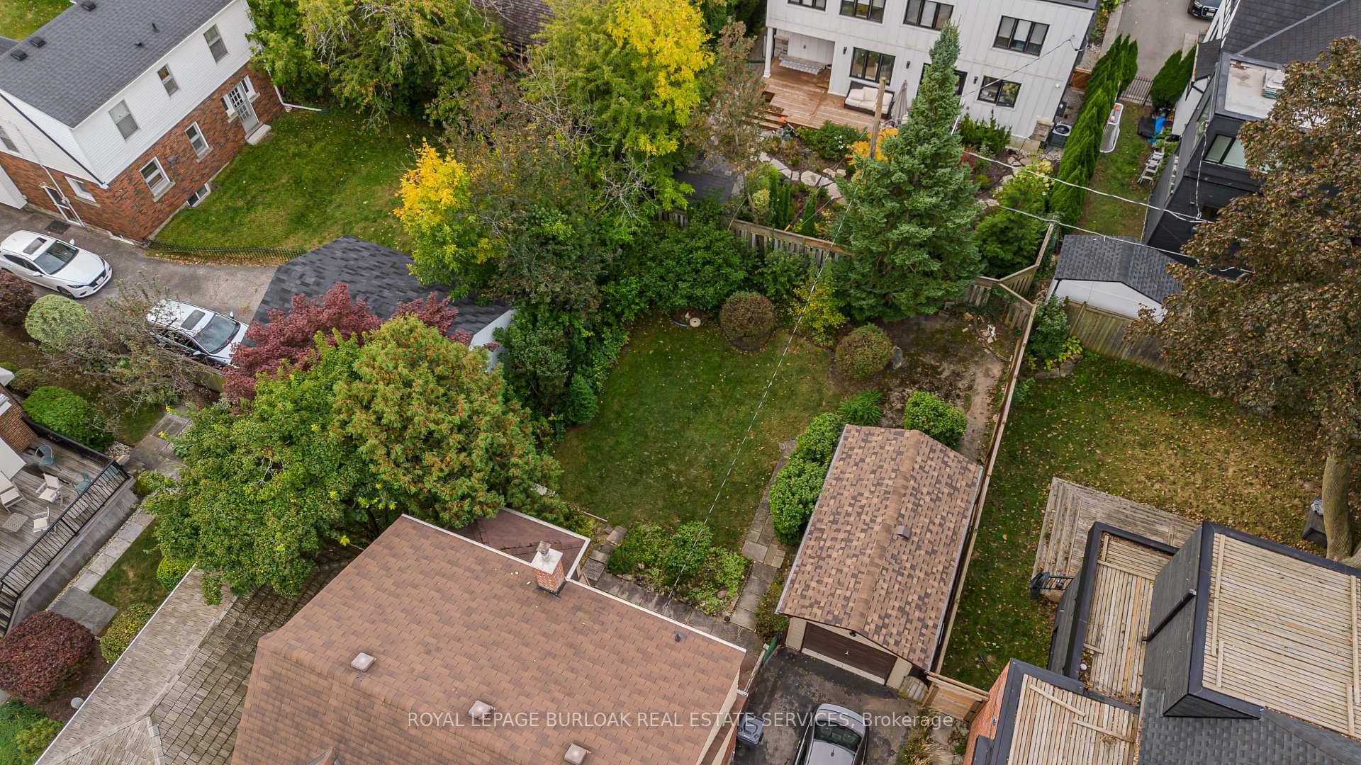 Photo 32 of 2104 Emerald Crescent, Burlington, Brant — HOMEH