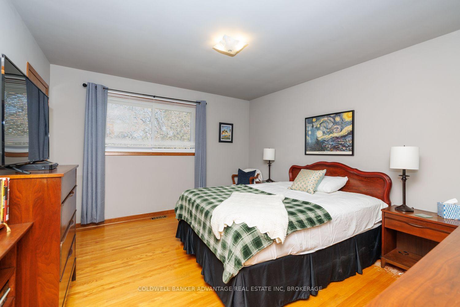 Photo 18 of 231 Price Avenue, Welland, Prince Charles — HOMEH