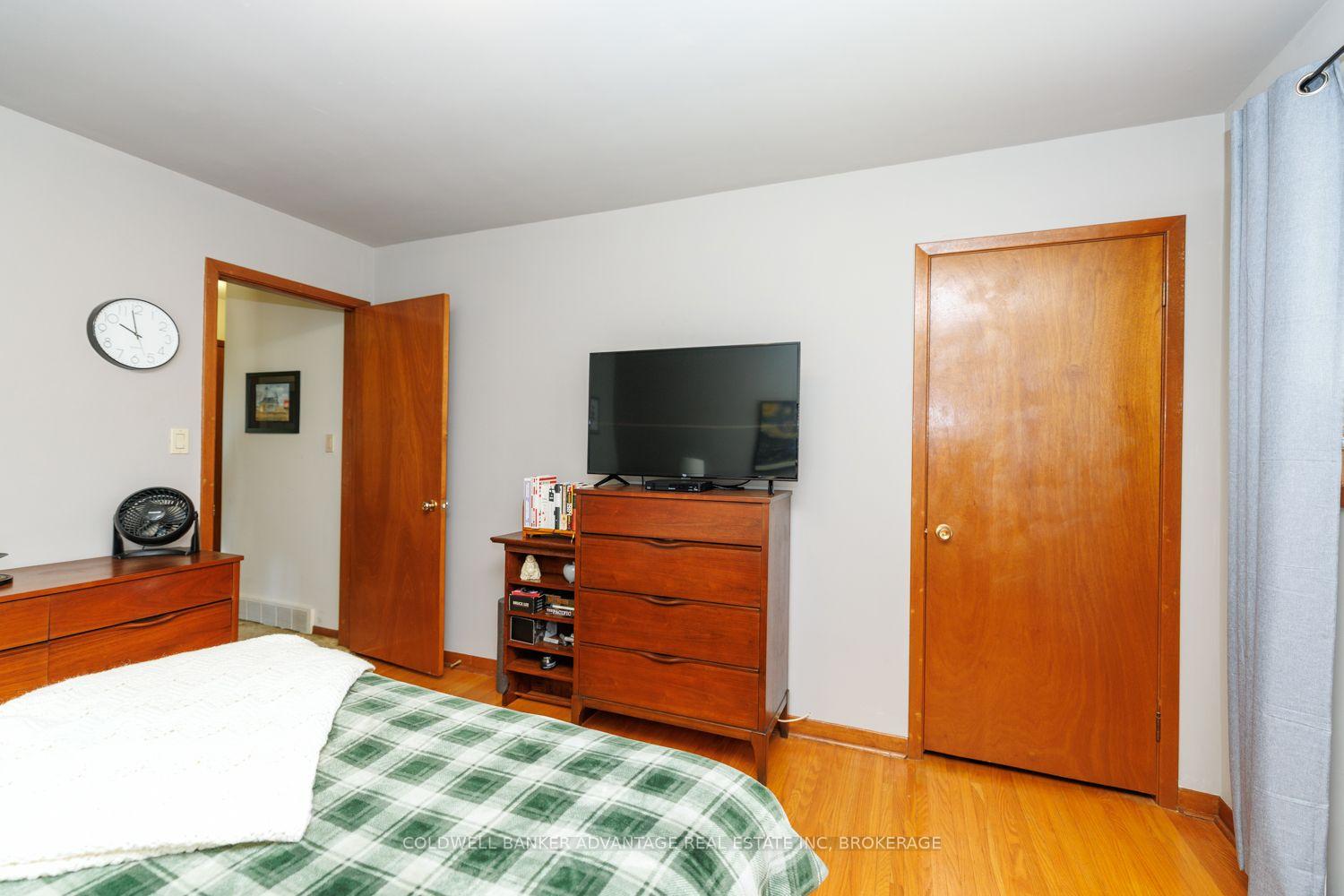 Photo 19 of 231 Price Avenue, Welland, Prince Charles — HOMEH