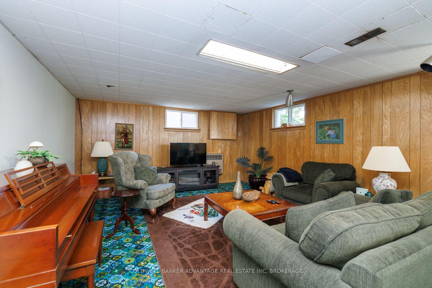 Photo 22 of 231 Price Avenue, Welland, Prince Charles — HOMEH