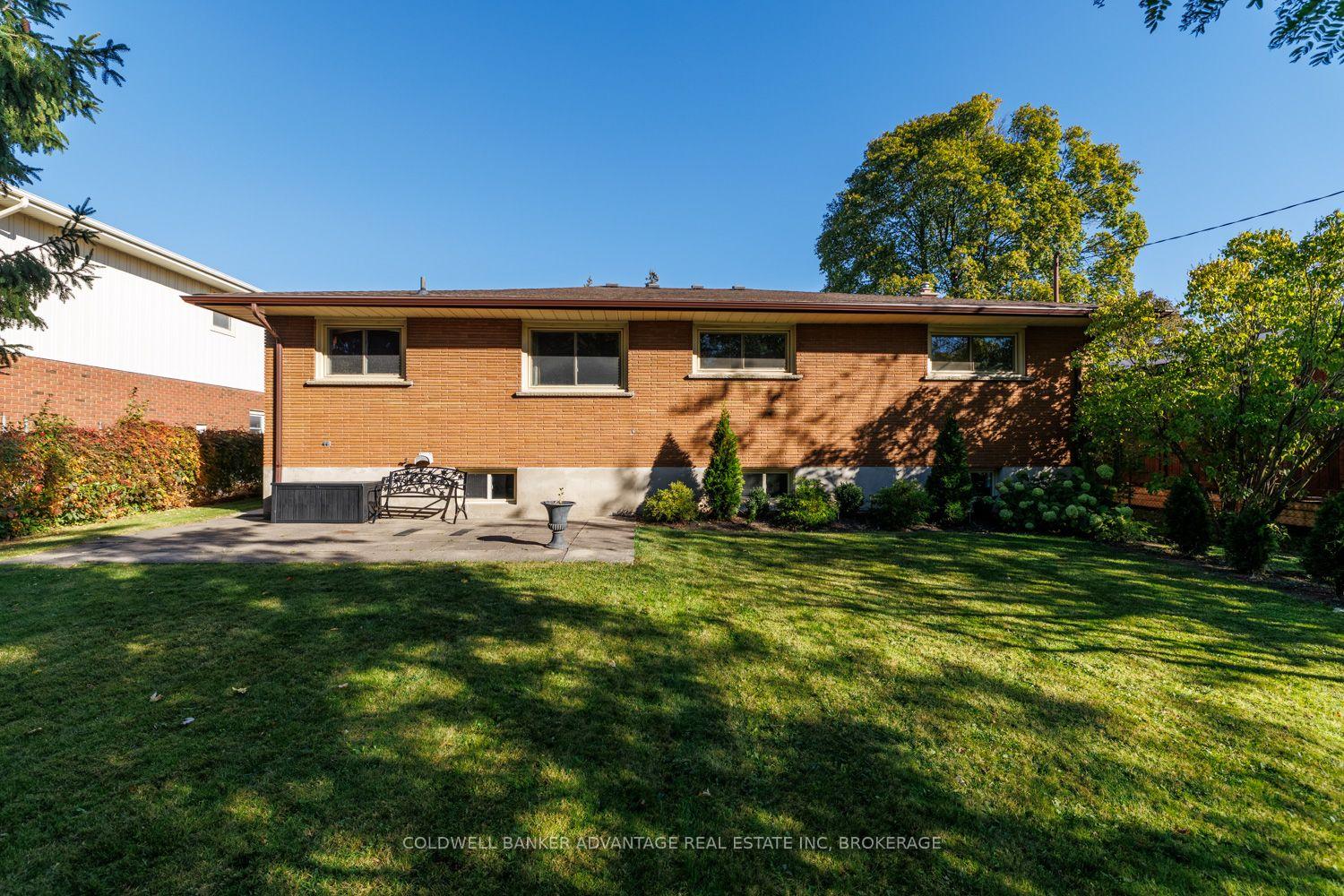 Photo 26 of 231 Price Avenue, Welland, Prince Charles — HOMEH