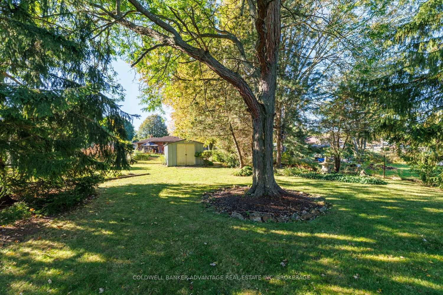 Photo 28 of 231 Price Avenue, Welland, Prince Charles — HOMEH