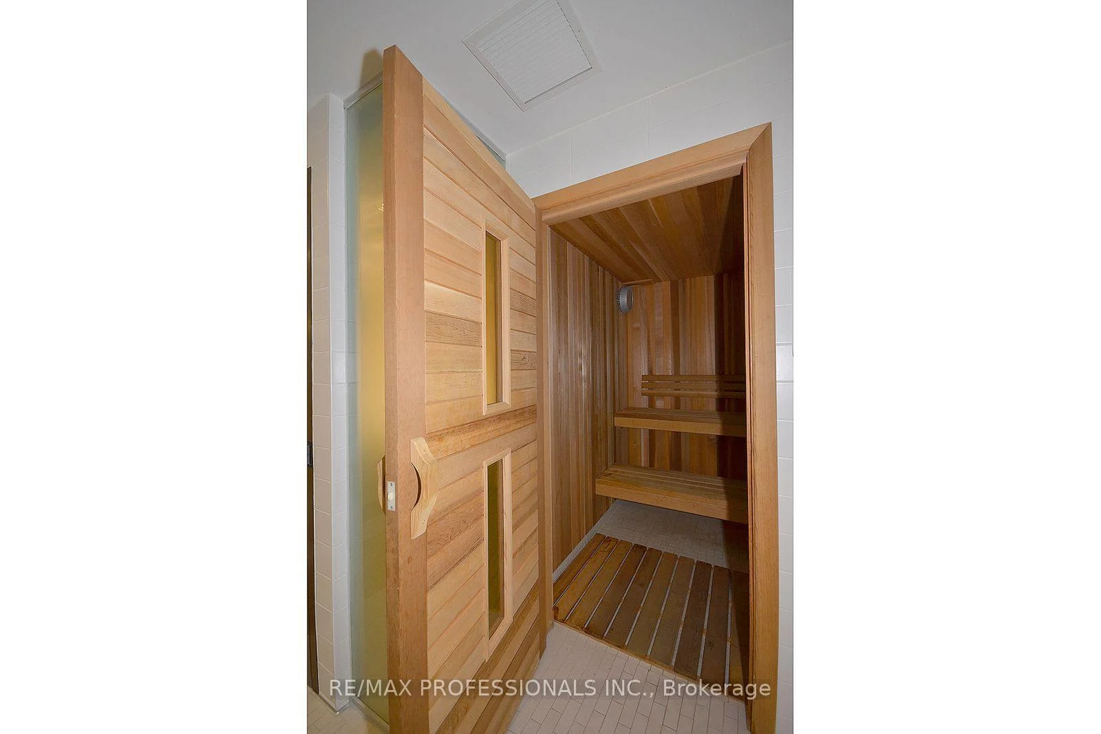Photo 41 of Unit 3701, 16 Brookers Lane, Etobicoke, Mimico — HOMEH