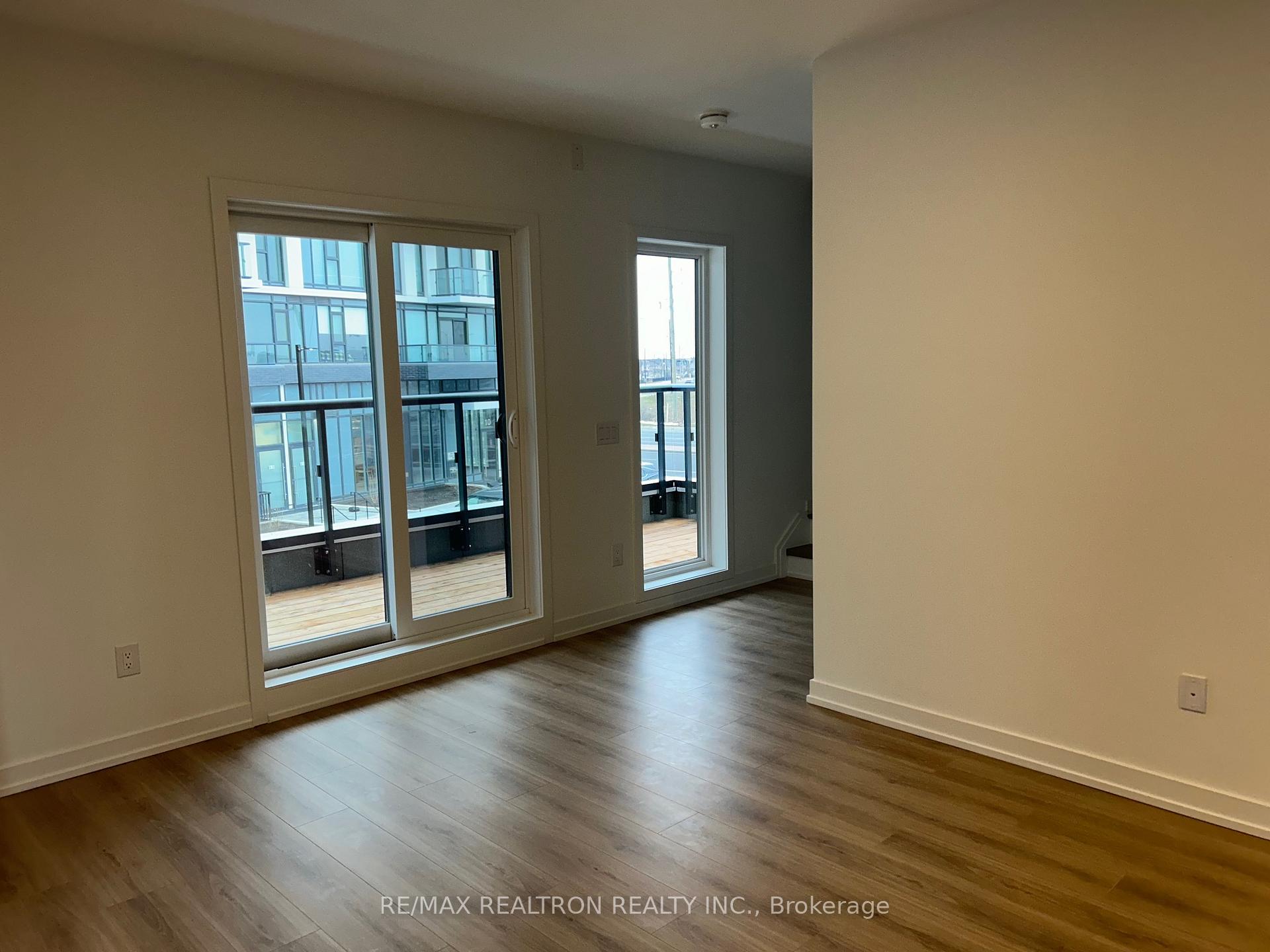 Photo 4 of Unit 15, 20 Lagerfeld Drive, Brampton, Northwest Brampton — HOMEH