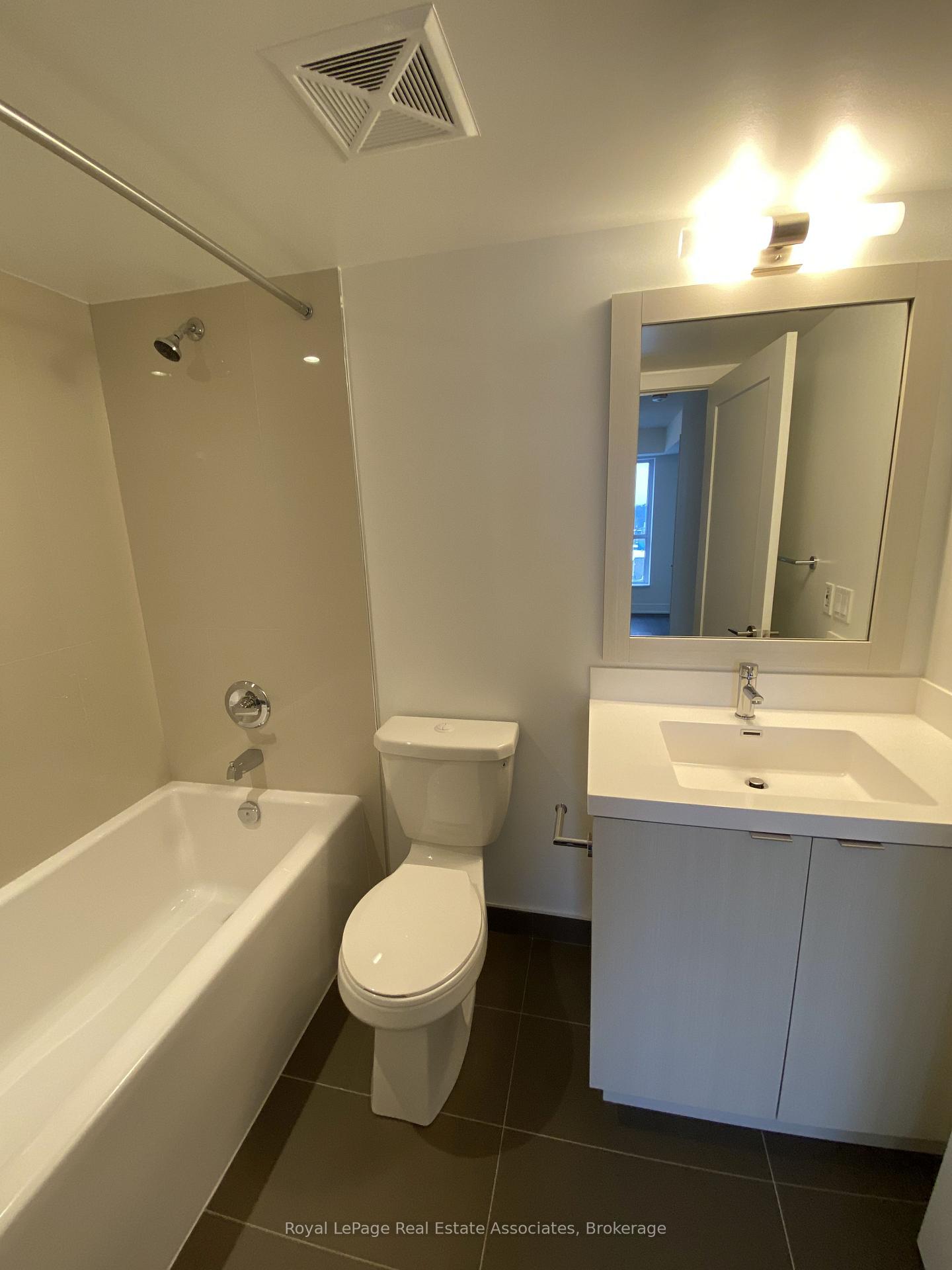 Photo 21 of Unit 702, 7 Mabelle Avenue, Etobicoke, Islington-City Centre West — HOMEH