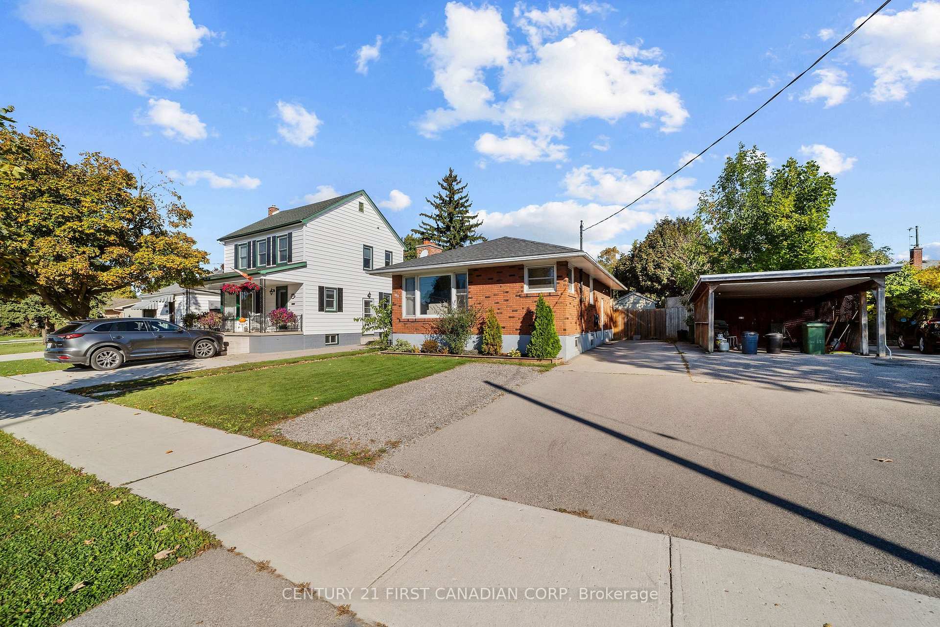 Photo 3 of 180 Forest Avenue, St. Thomas — HOMEH