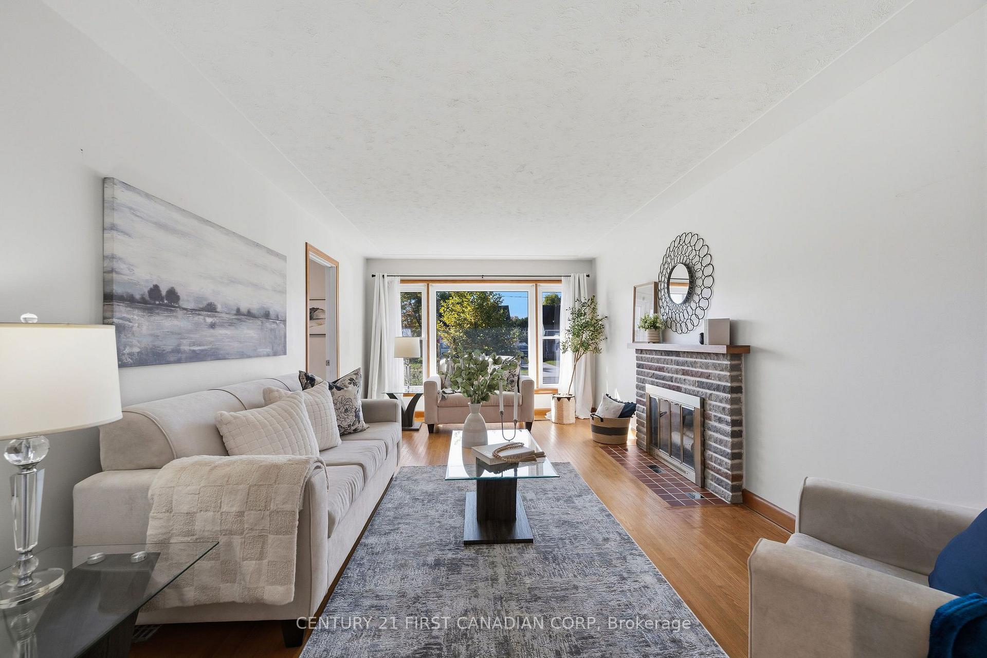 Photo 12 of 180 Forest Avenue, St. Thomas — HOMEH