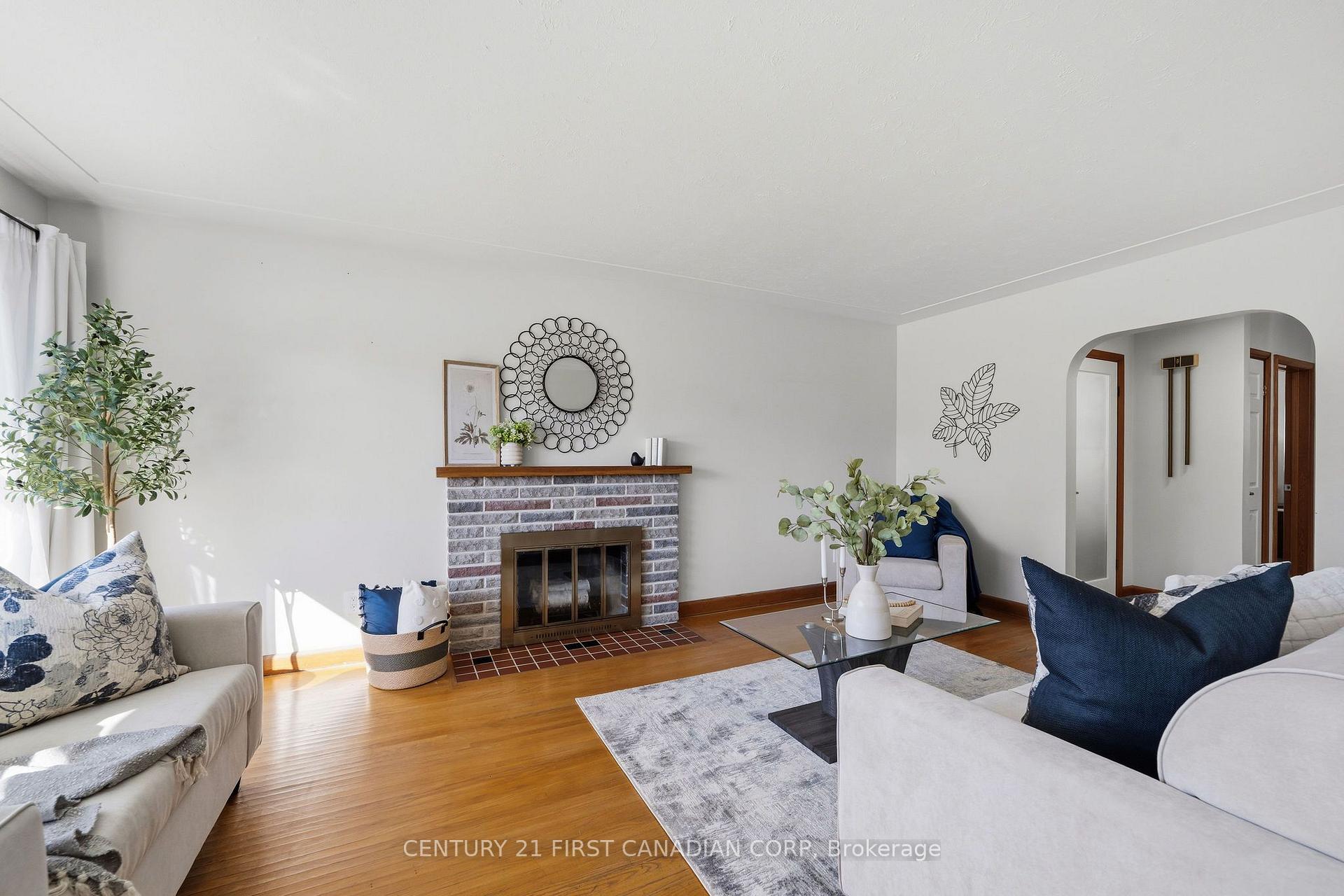 Photo 14 of 180 Forest Avenue, St. Thomas — HOMEH