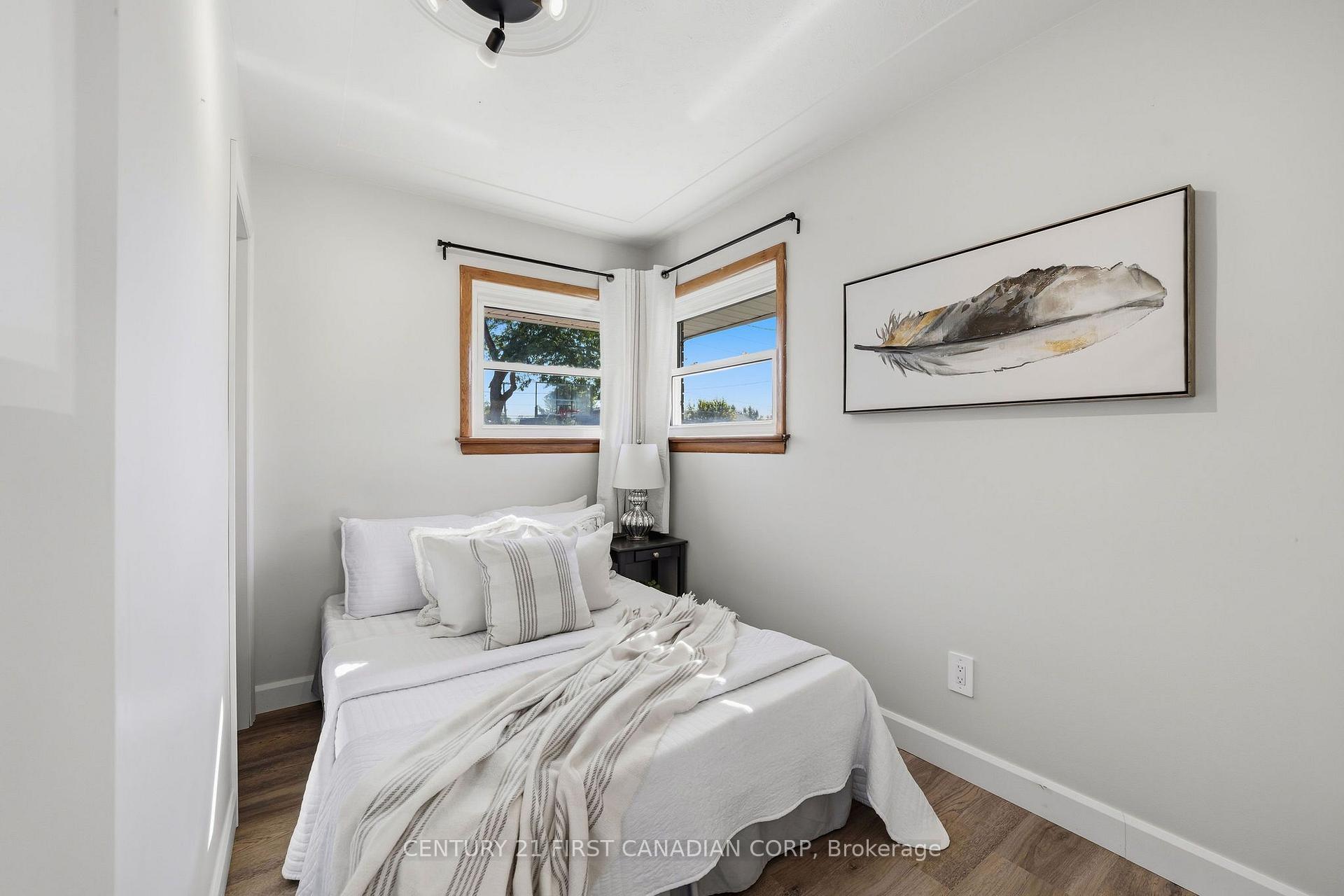 Photo 15 of 180 Forest Avenue, St. Thomas — HOMEH